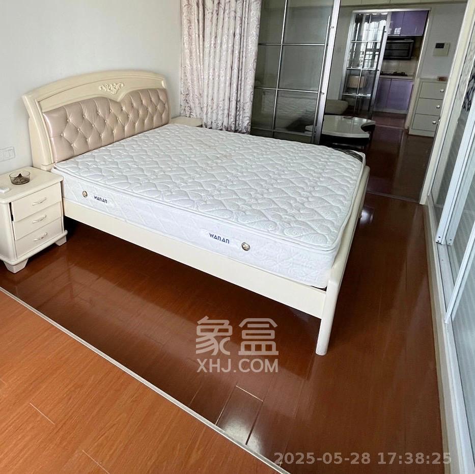 少帅府  1室1厅1卫   2200.00元/月室内图1