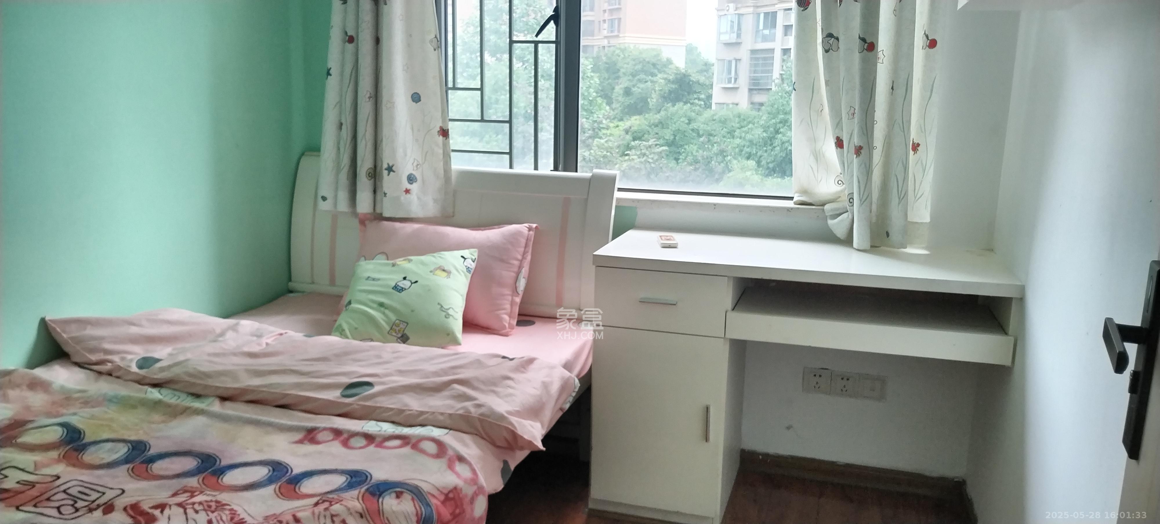 上海城小区 1室1厅1卫 2100.0元/月 上海城小区 1室1厅1卫 2100.0元/月室内图