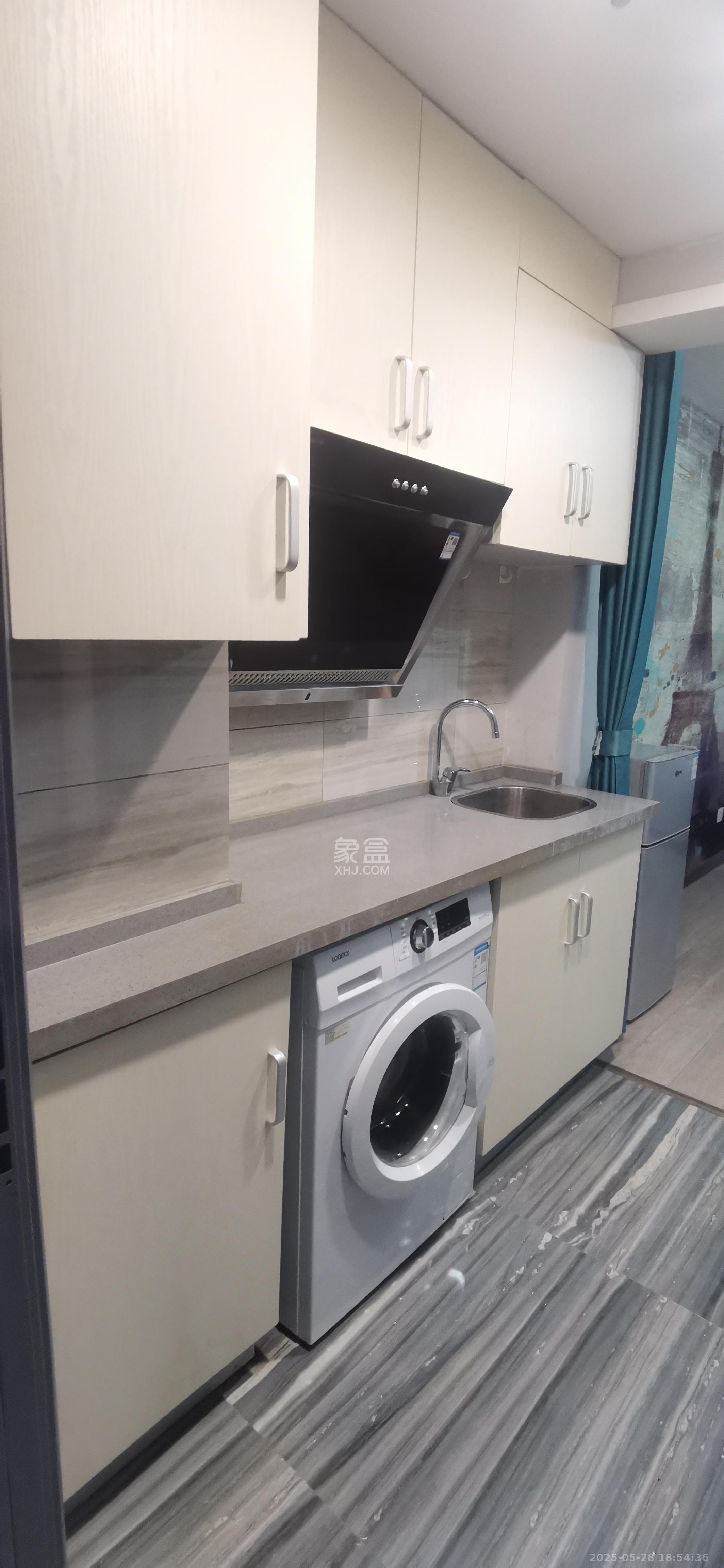 拿铁空间  1室1厅1卫   1400.00元/月室内图