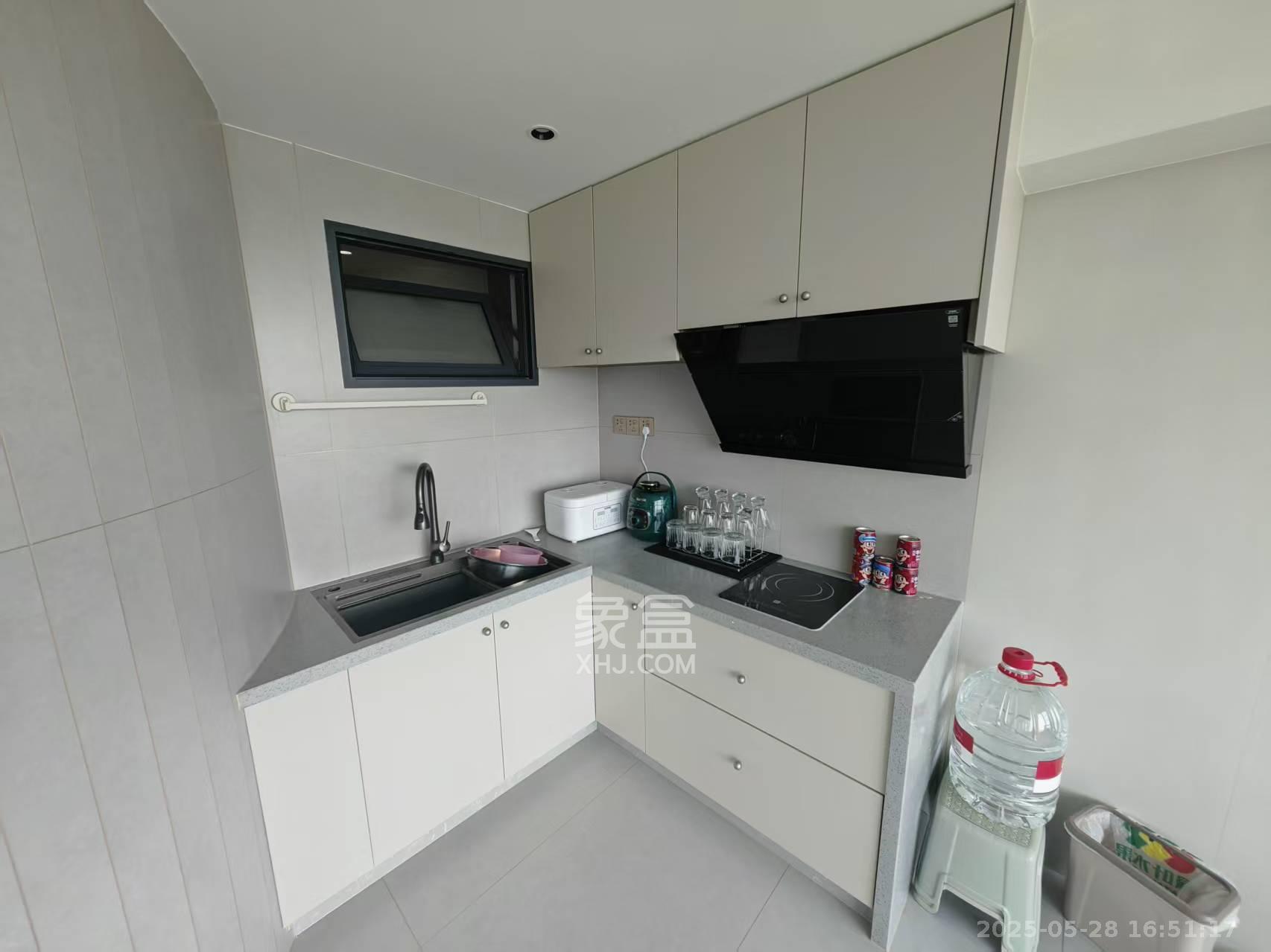 京武浪琴山三期(京武中心) 4室1厅1卫 7000.0元/月 京武浪琴山三期(京武中心) 4室1厅1卫 7000.0元/月室内图