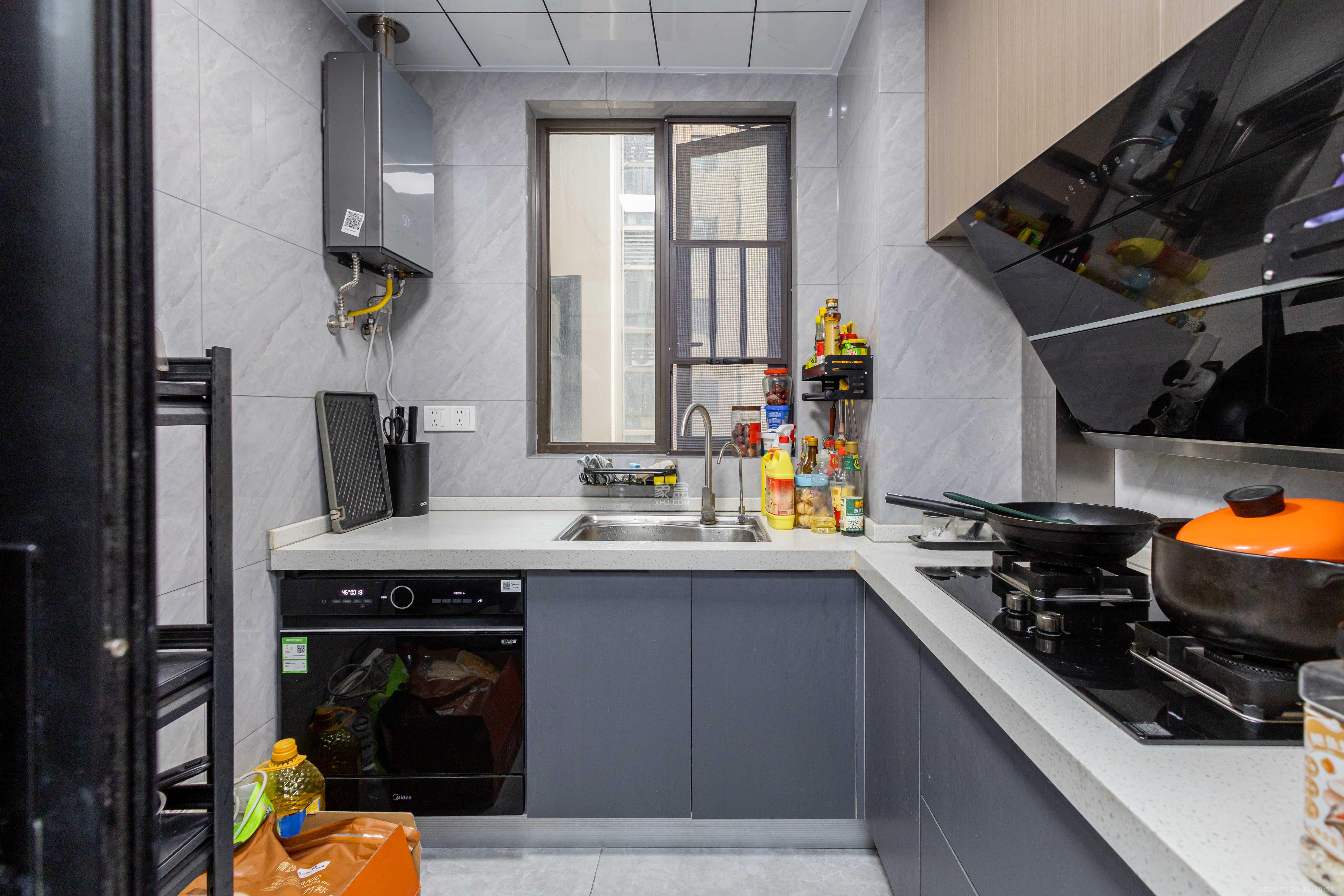 雅居乐新地  3室2厅1卫    85.0万 雅居乐新地  3室2厅1卫    85.0万厨房