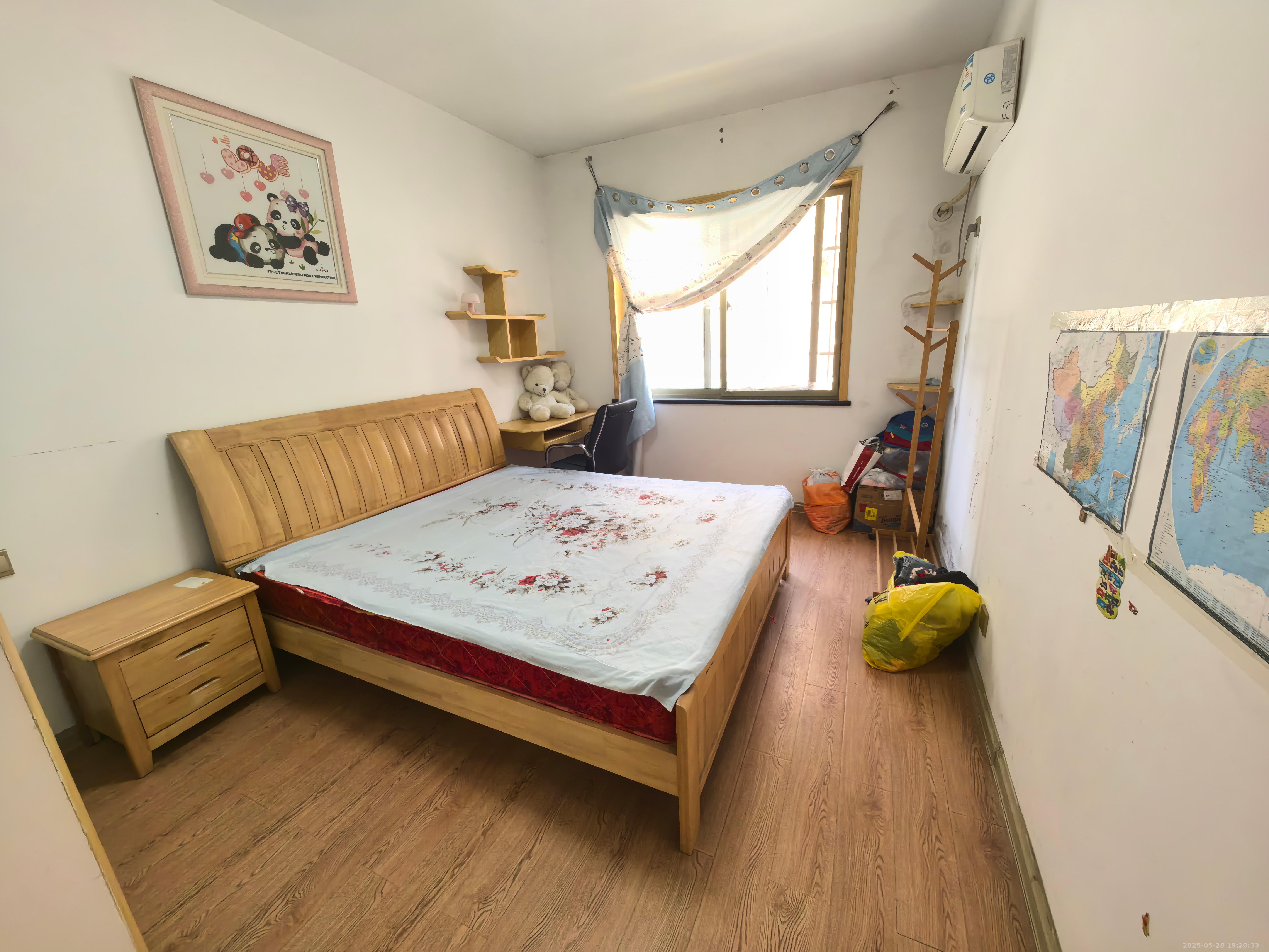 阳光爱琴海  2室2厅1卫    1200.0元/月 阳光爱琴海  2室2厅1卫    1200.0元/月室内图