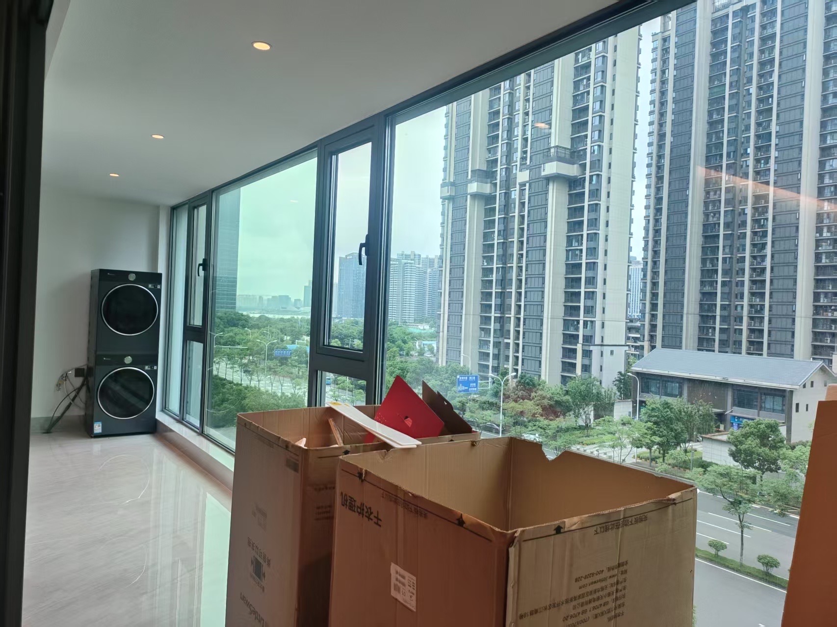 招商蛇口滨江境 3室2厅2卫 14000.0元/月 招商蛇口滨江境 3室2厅2卫 14000.0元/月户型图