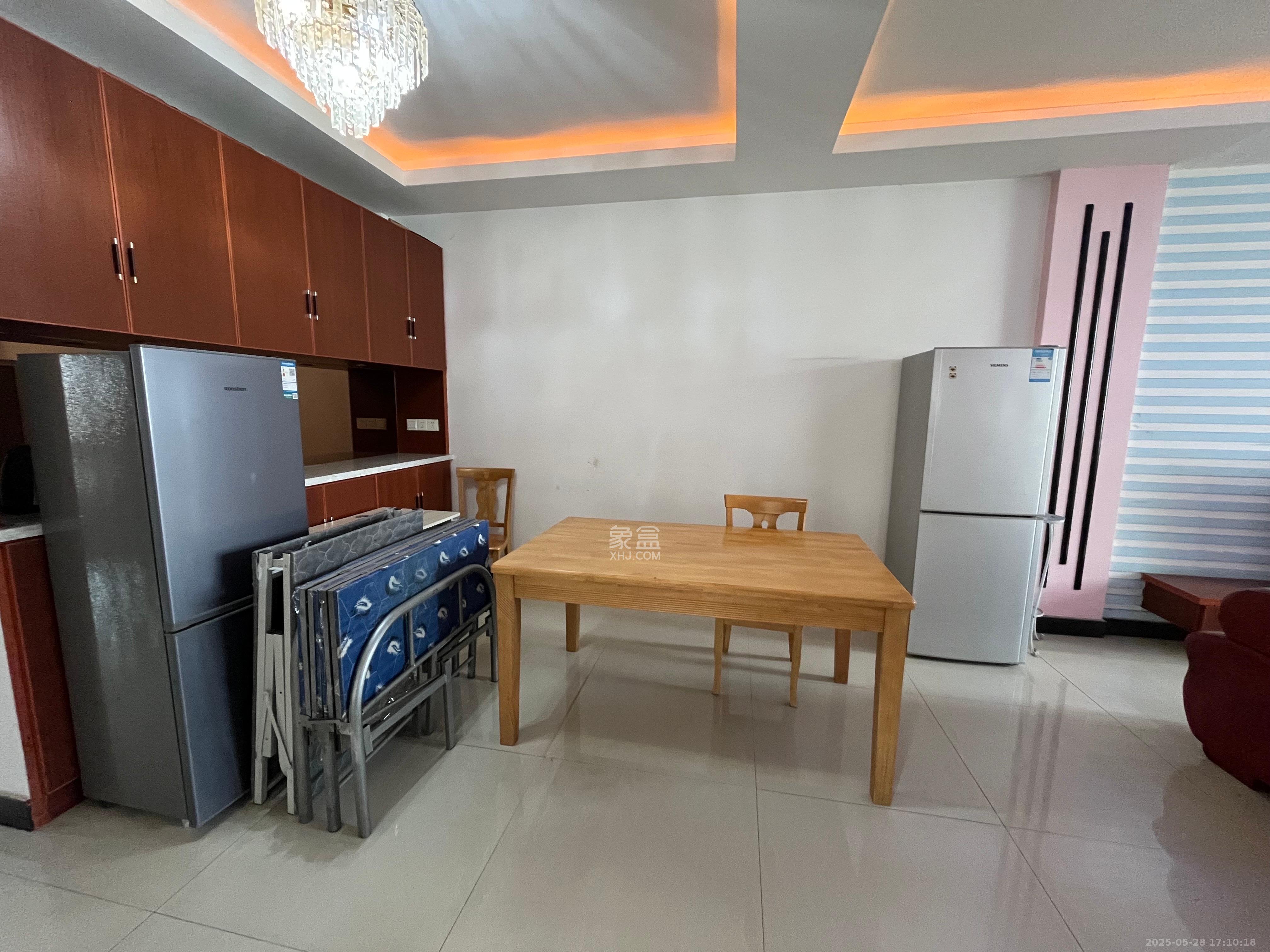 星沙国际物流园/泉星社区 3室2厅2卫 1400.0元/月 星沙国际物流园/泉星社区 3室2厅2卫 1400.0元/月室内图