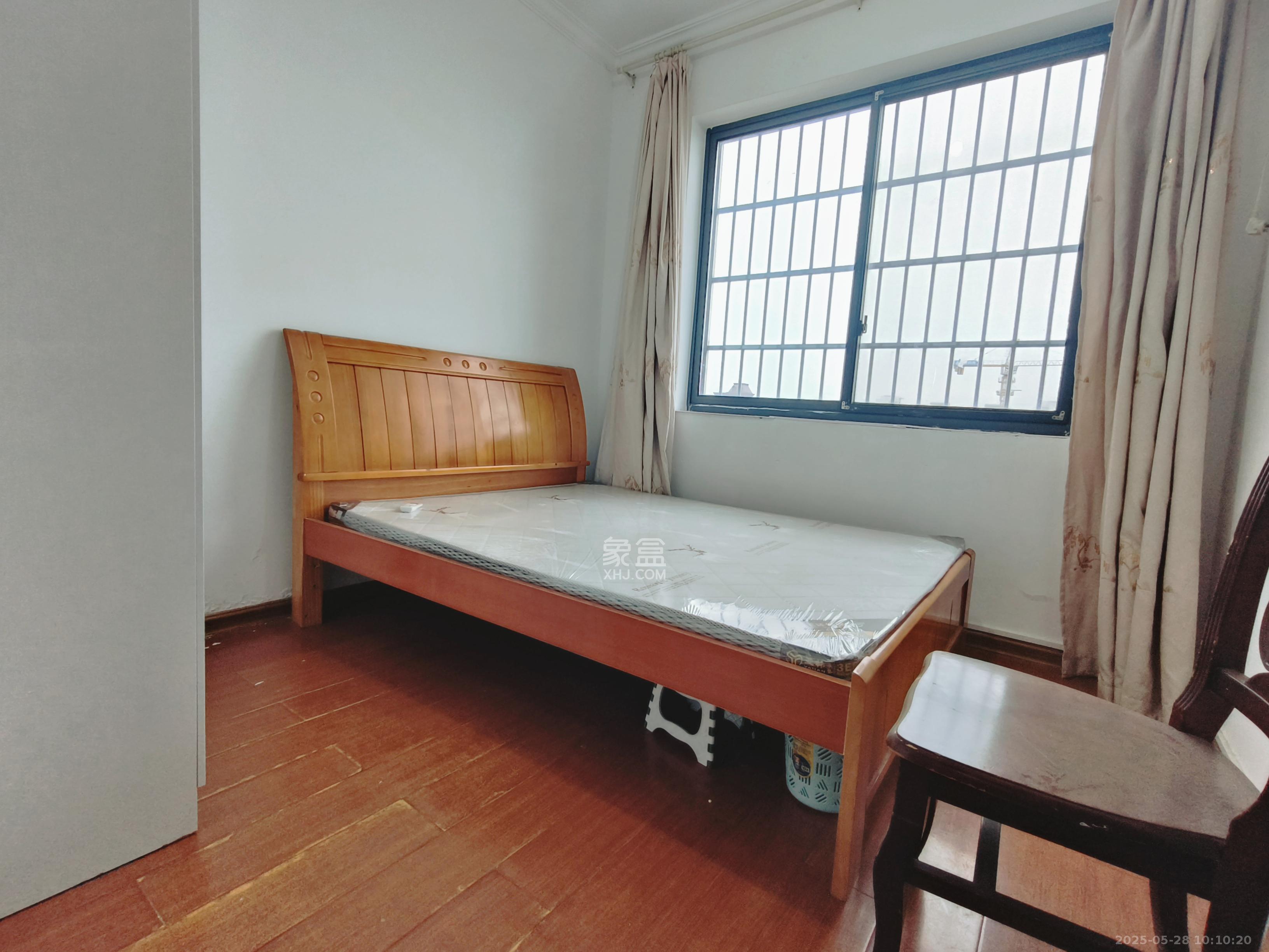 松雅轩（埃克斯社区）  3室2厅2卫   2000.00元/月室内图