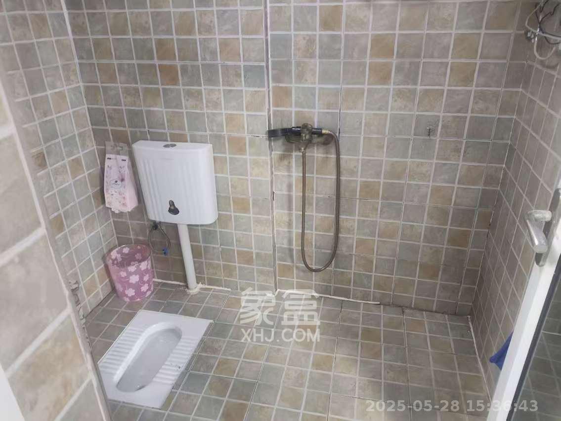 钱隆樽品(一、二、三期)   50.0㎡     1300.00元/月室内图