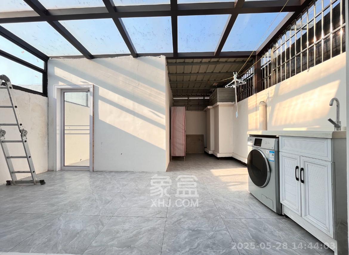 鑫远和城（一、二期）  2室1厅1卫   2200.00元/月室内图