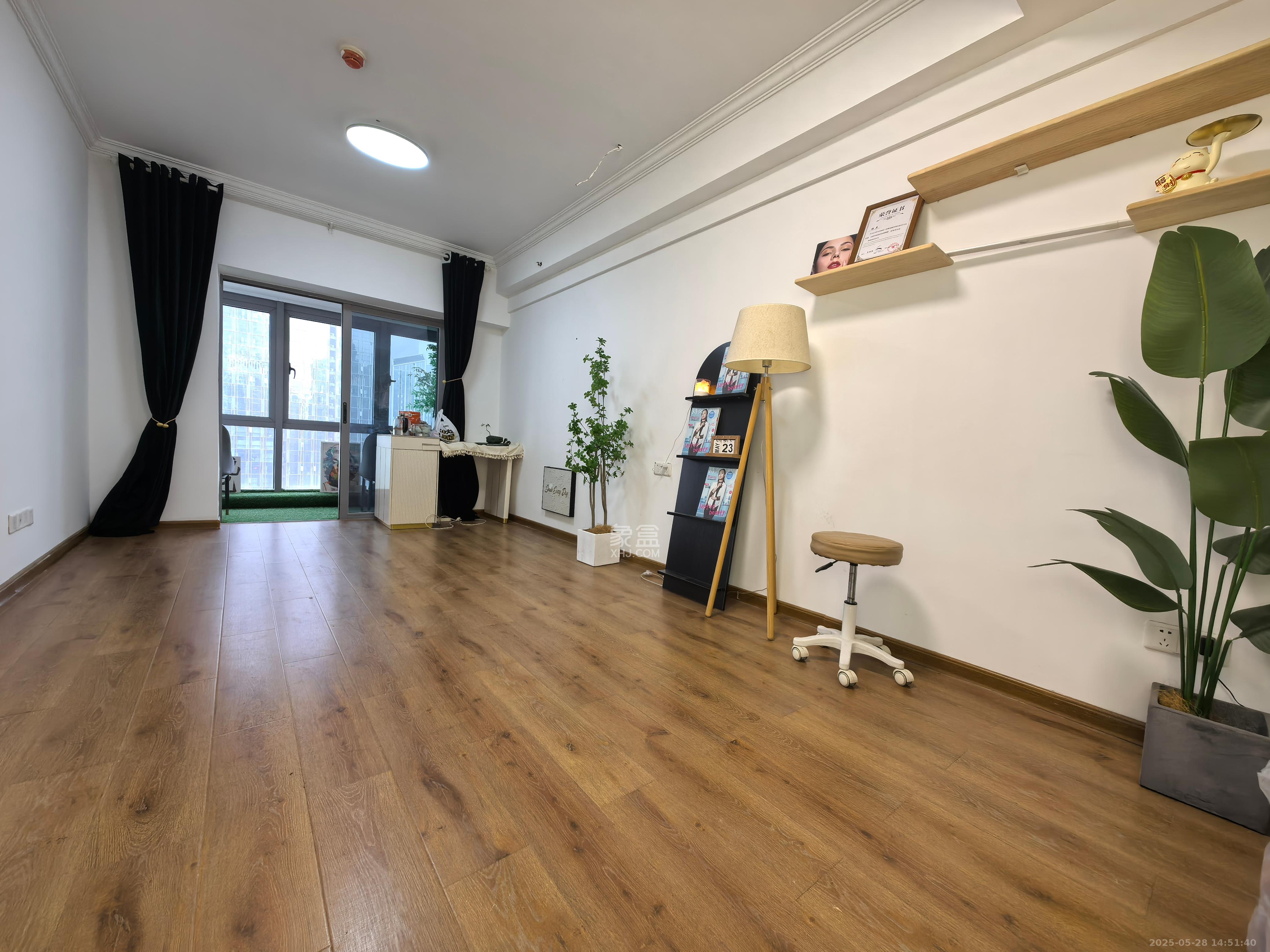 保利国际广场 1室1厅1卫 4000.0元/月 保利国际广场 1室1厅1卫 4000.0元/月室内图