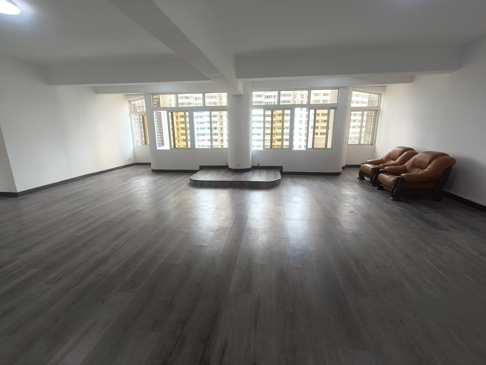 金霖花园 3室1厅1卫 3000.0元/月 金霖花园 3室1厅1卫 3000.0元/月户型图