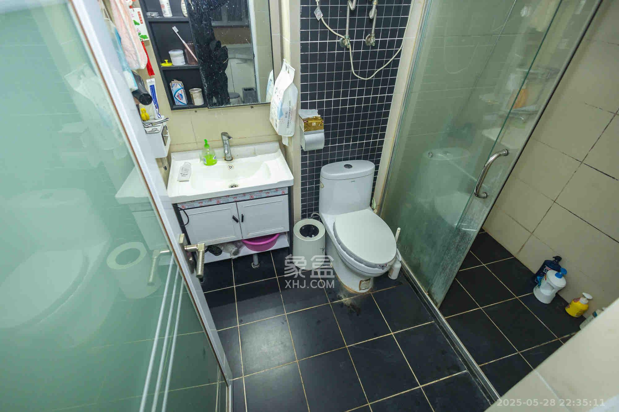 时代星城  1室1厅1卫   900.00元/月室内图