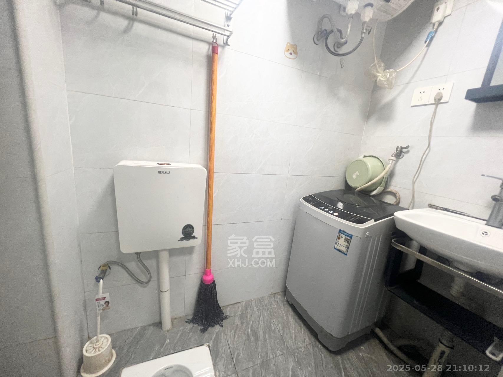 保利麓谷林语I区  1室1厅1卫   1400.00元/月室内图