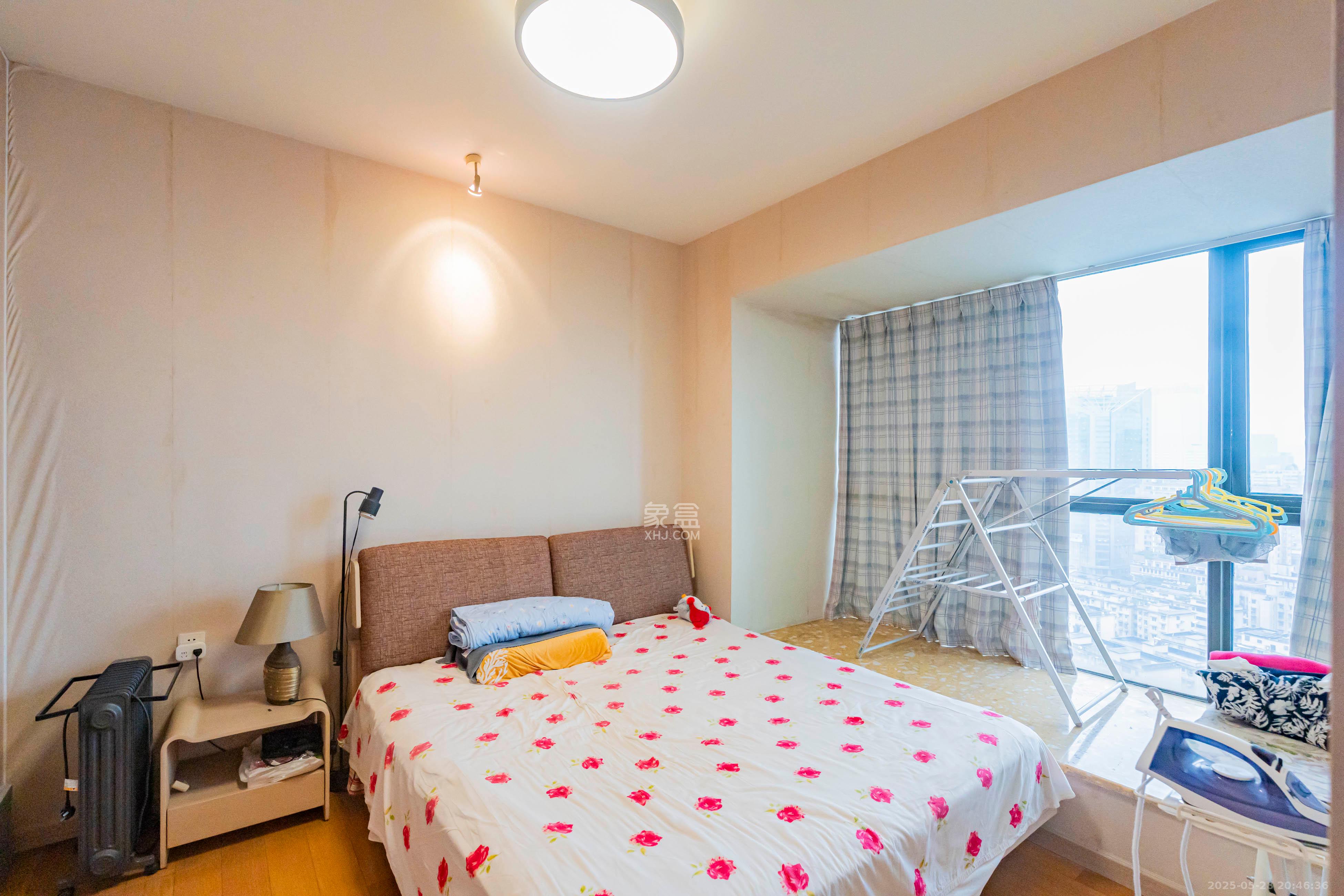 盛世美居荷园 3室2厅2卫 106.0万 盛世美居荷园 3室2厅2卫 106.0万卧室