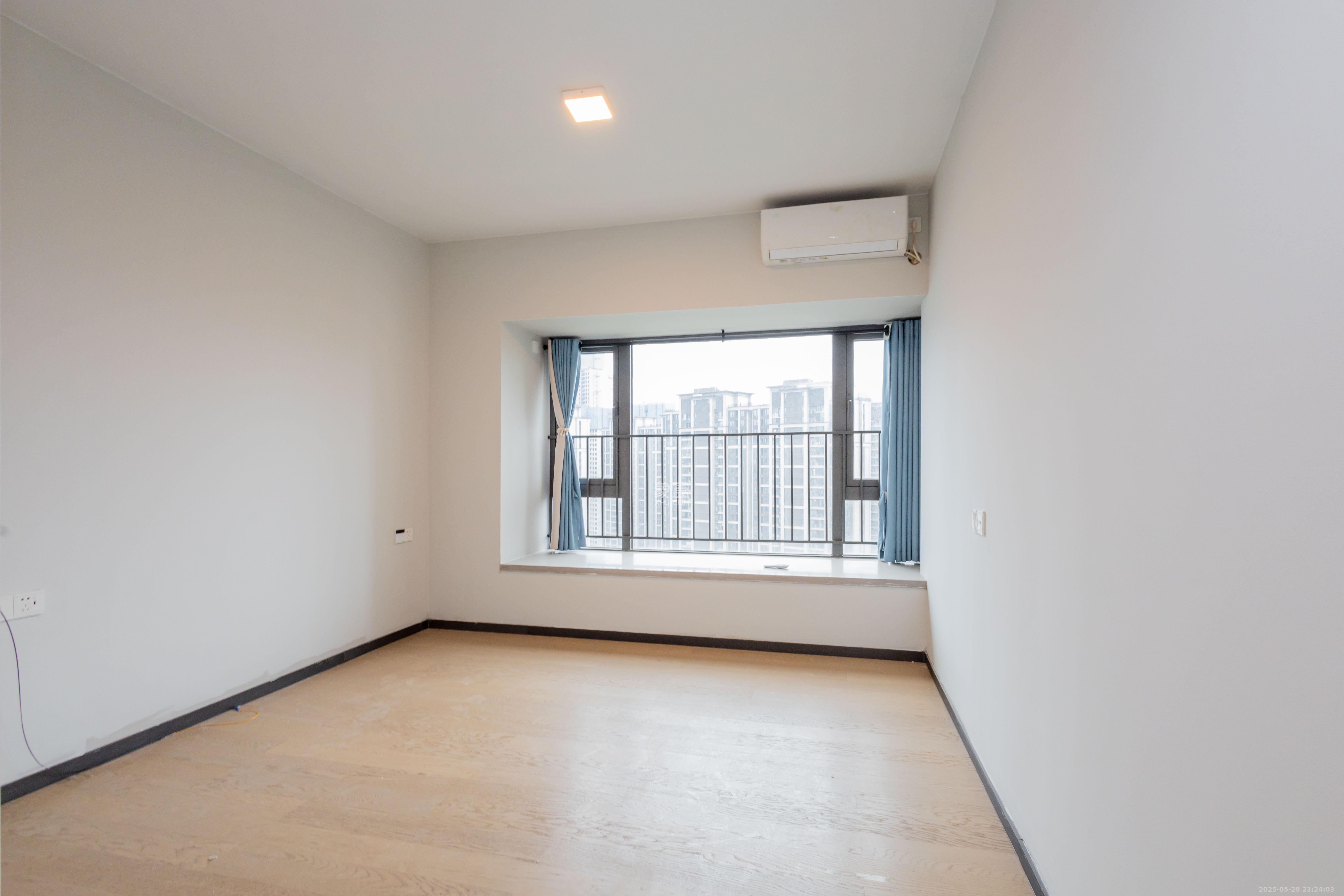 时代印记(长沙时代印记花园)  4室2厅2卫    145.0万 时代印记(长沙时代印记花园)  4室2厅2卫    145.0万卧室