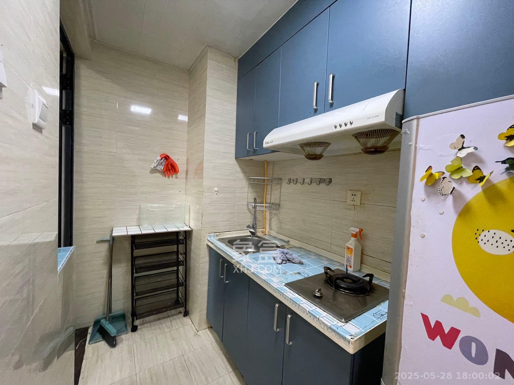 中建芙蓉工社  2室1厅1卫   1700.00元/月室内图