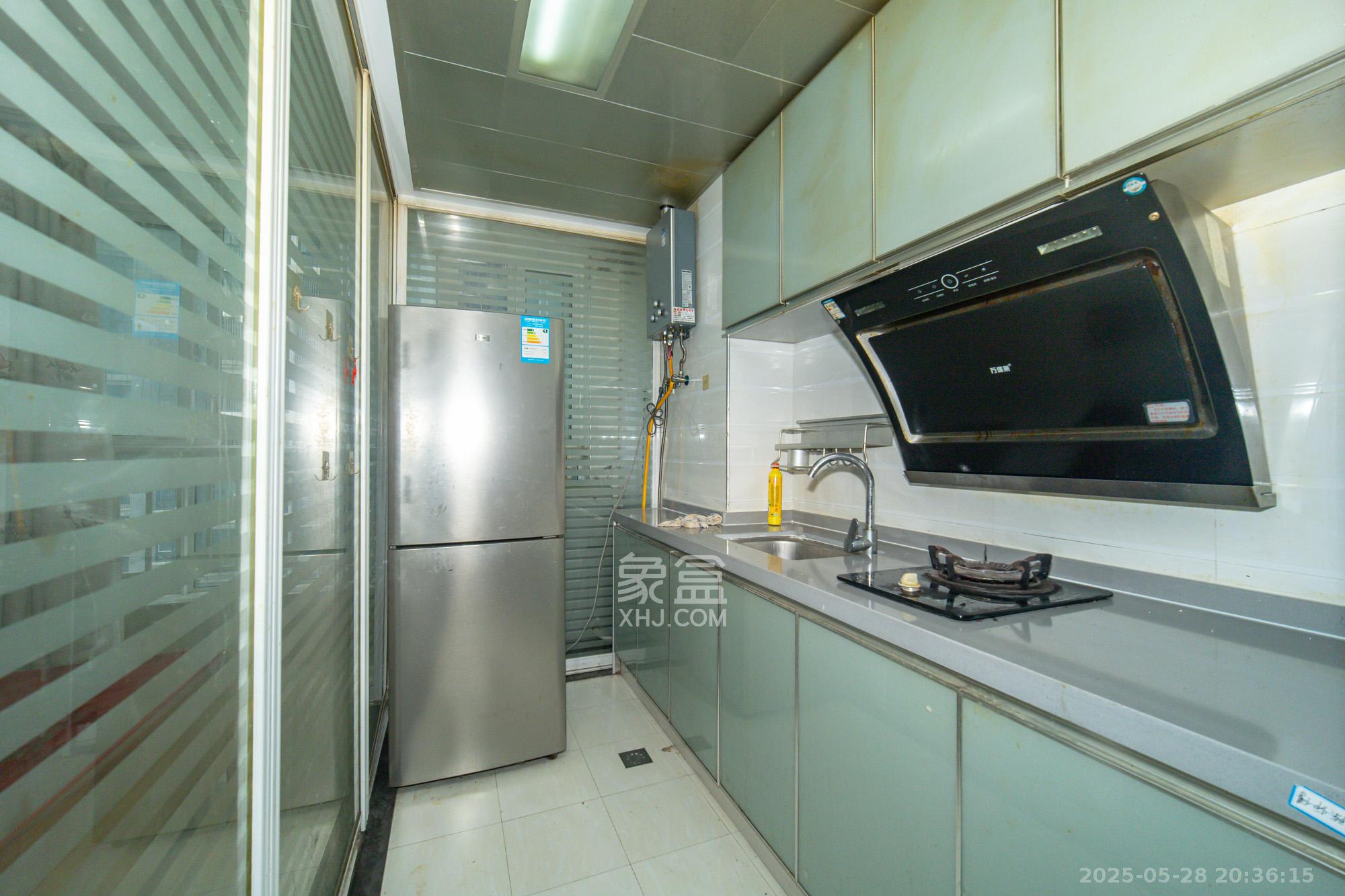 时代星城 1室1厅1卫 19.0万 时代星城 1室1厅1卫 19.0万厨房