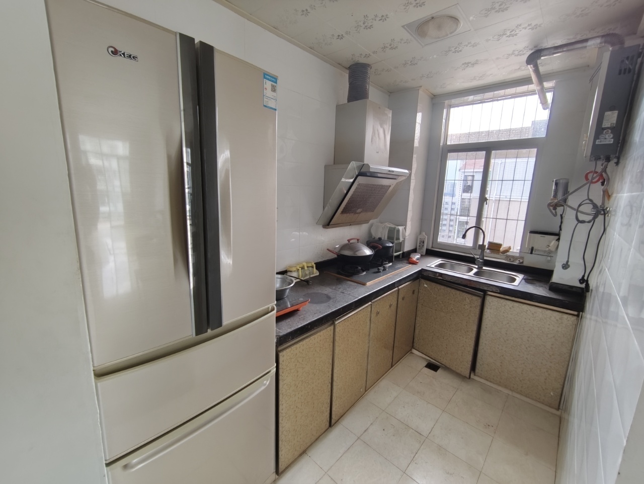 宝源花园 3室2厅1卫 140.0万 宝源花园 3室2厅1卫 140.0万室内图