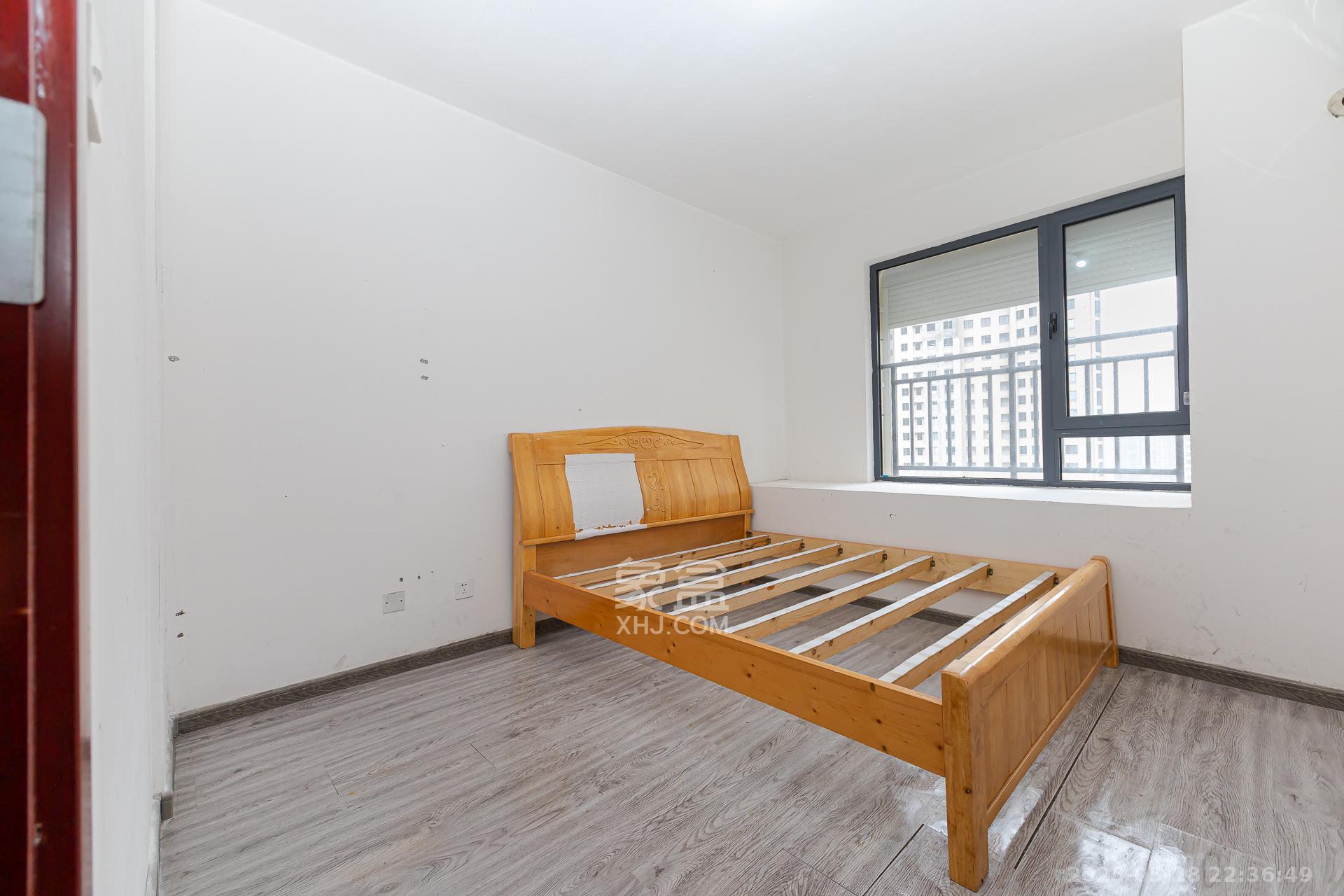 明发阅江悦府 3室2厅1卫 69.7万 明发阅江悦府 3室2厅1卫 69.7万卧室