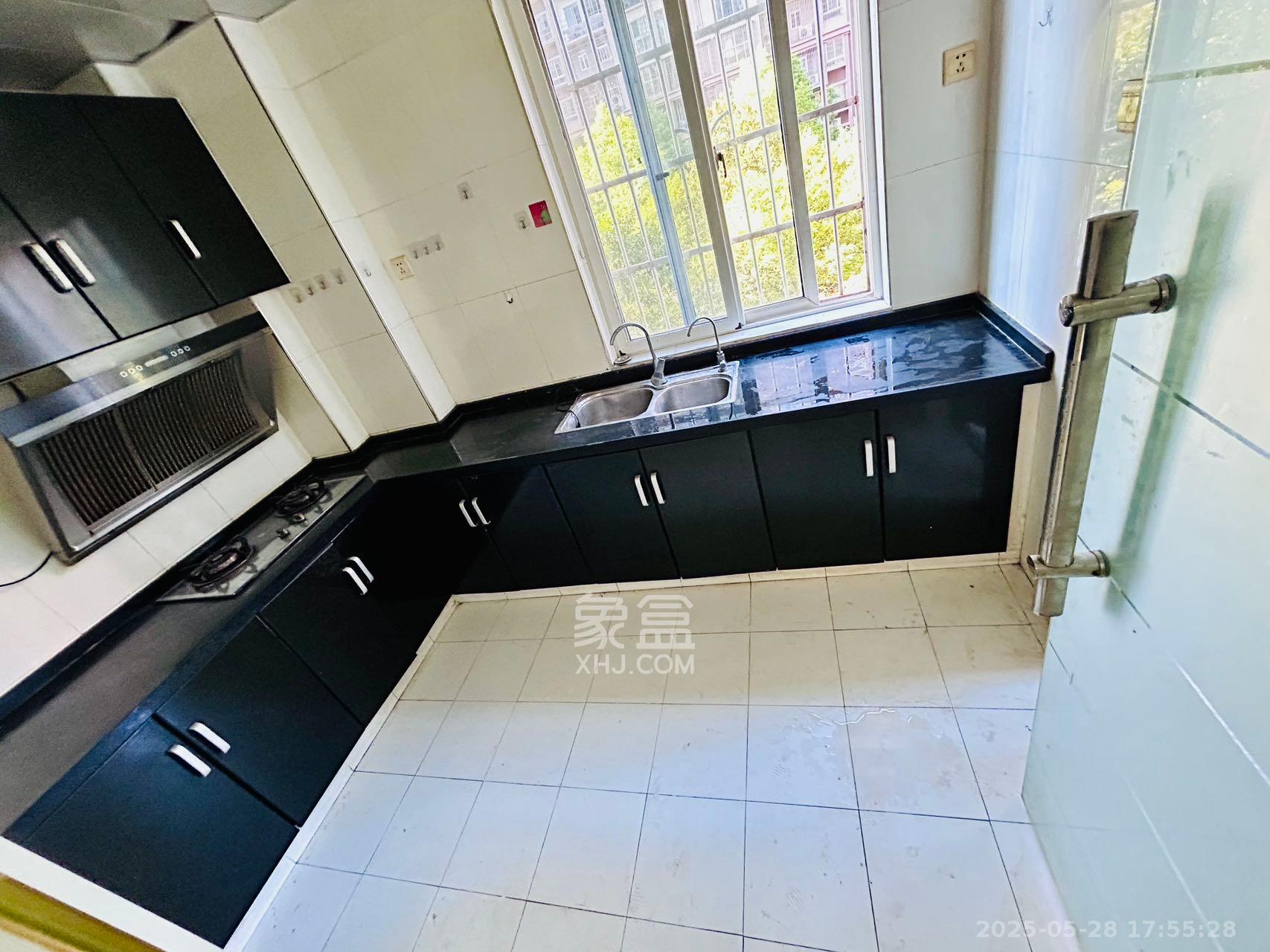 上河国际C区 4室2厅1卫 3500.0元/月 上河国际C区 4室2厅1卫 3500.0元/月室内图