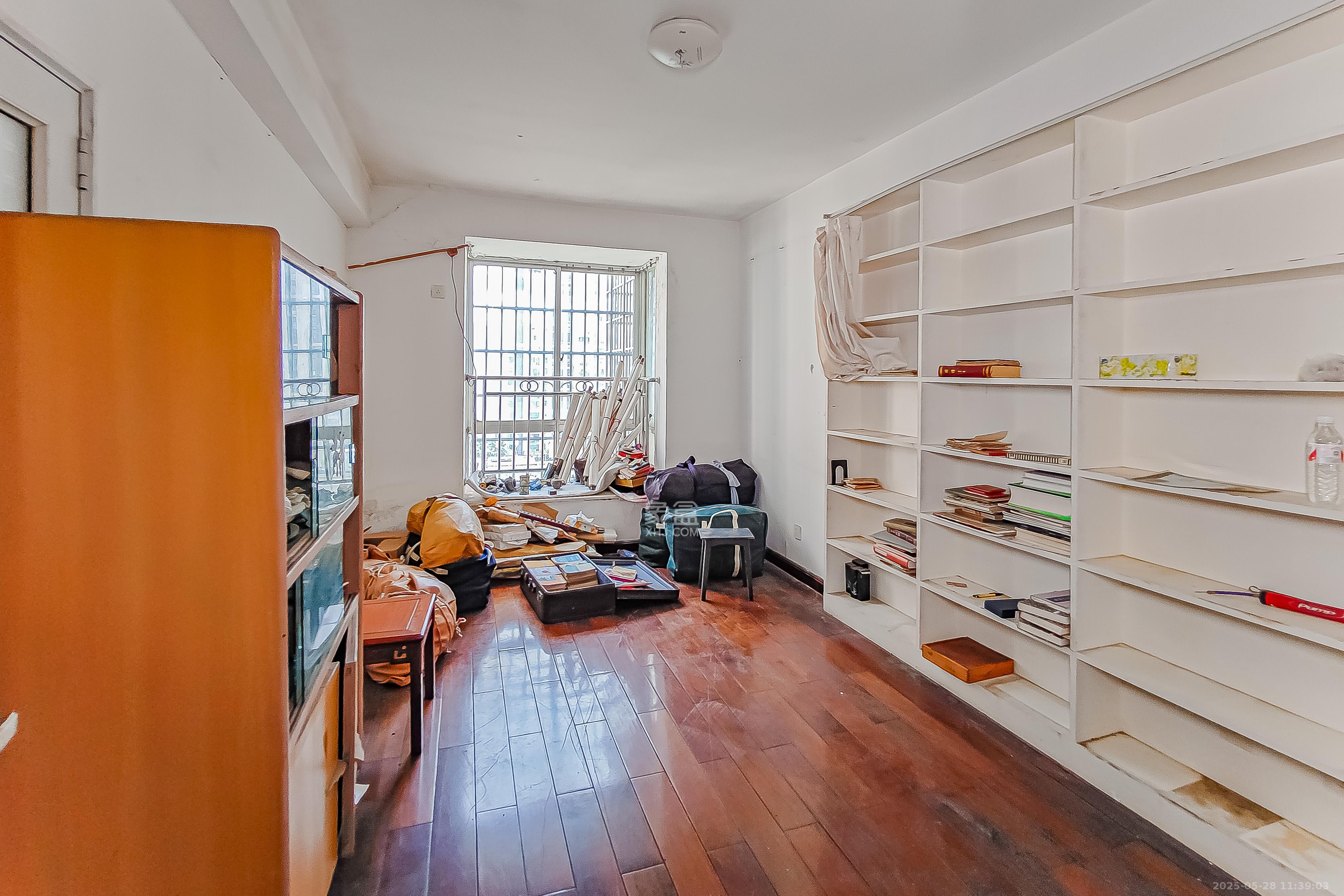 省气象局宿舍 3室2厅2卫 138.0万 省气象局宿舍 3室2厅2卫 138.0万卧室