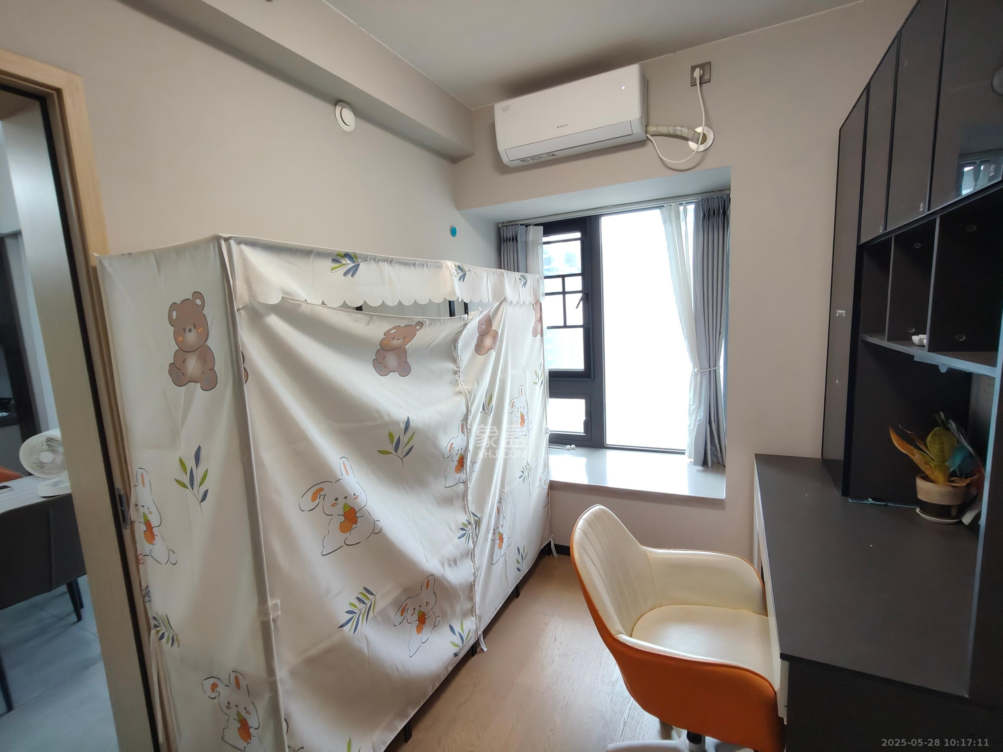 时代梅溪领峰  4室2厅1卫   4300.00元/月室内图