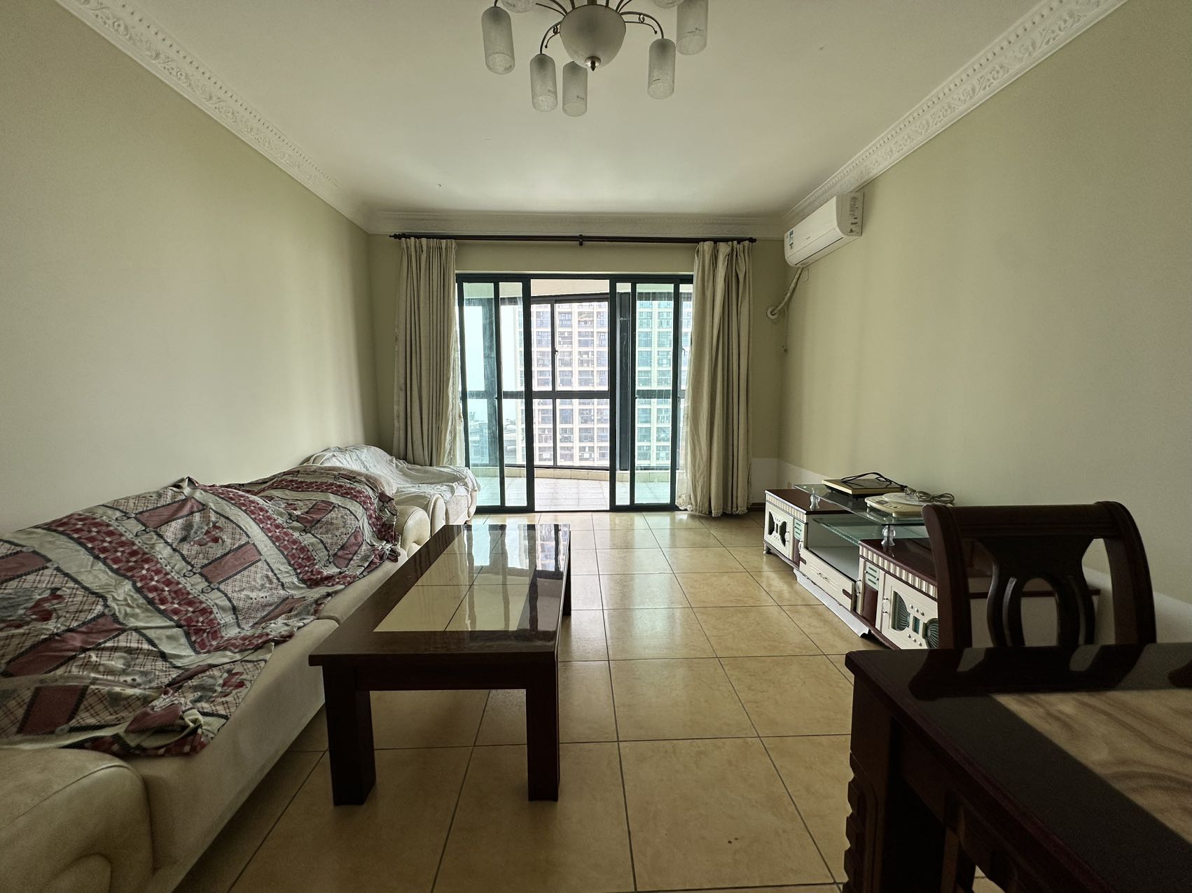 凯撒豪庭 1室1厅11卫 85.0万 凯撒豪庭 1室1厅11卫 85.0万室内图