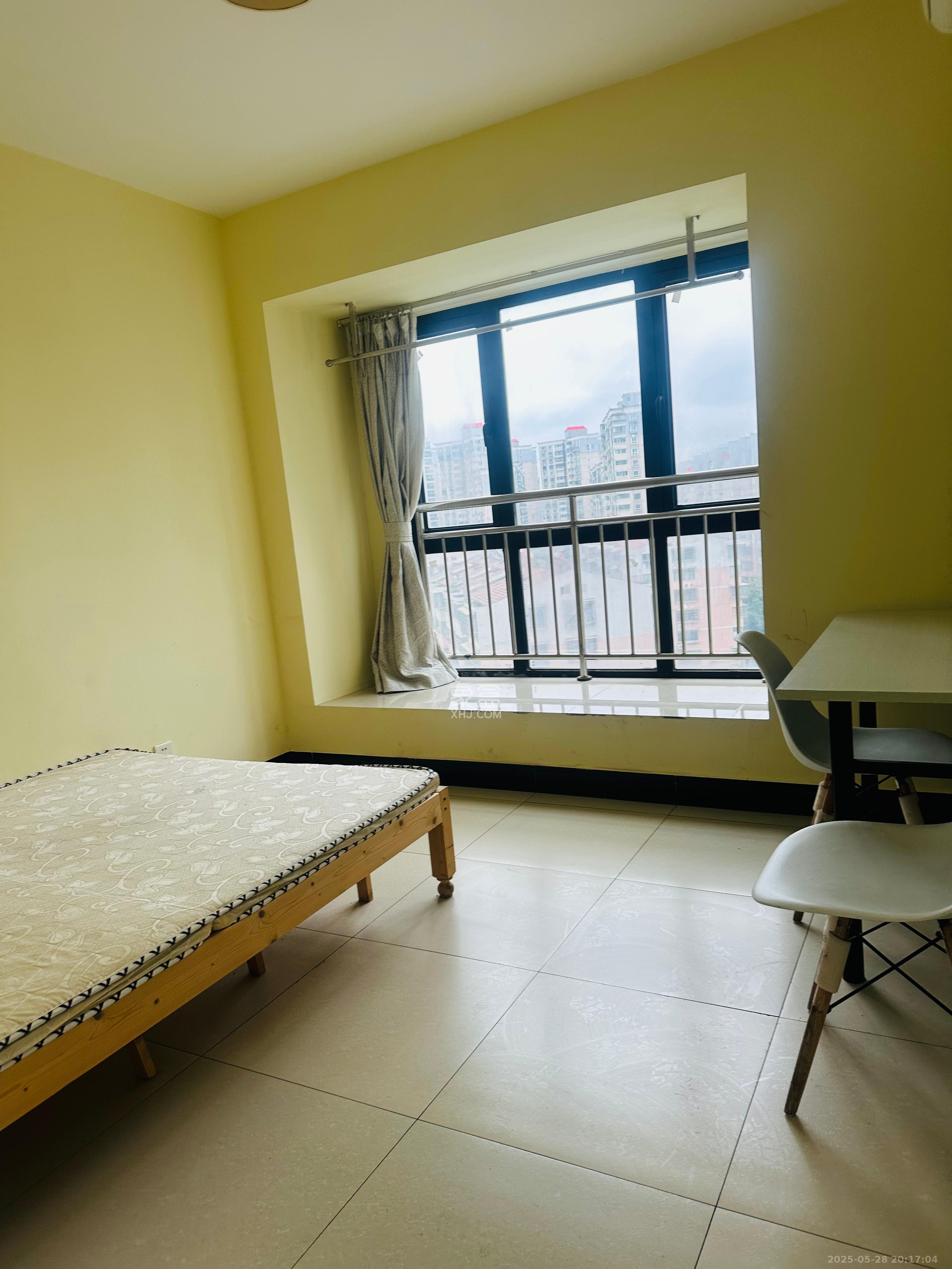 阿普阿布 3室2厅1卫 2200.0元/月 阿普阿布 3室2厅1卫 2200.0元/月室内图