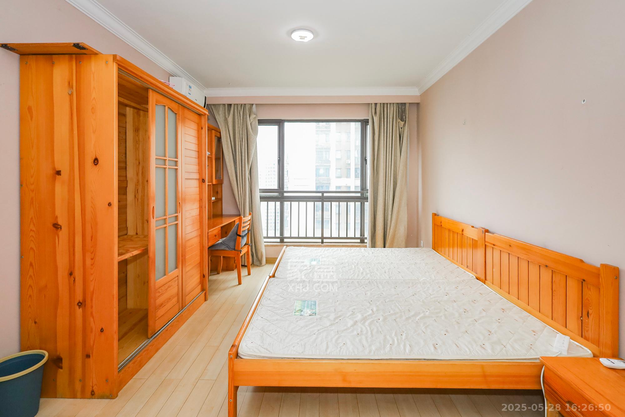 旭辉藏郡(藏郡、旭湘华府)  1室0厅1卫    34.0万 旭辉藏郡(藏郡、旭湘华府)  1室0厅1卫    34.0万卧室