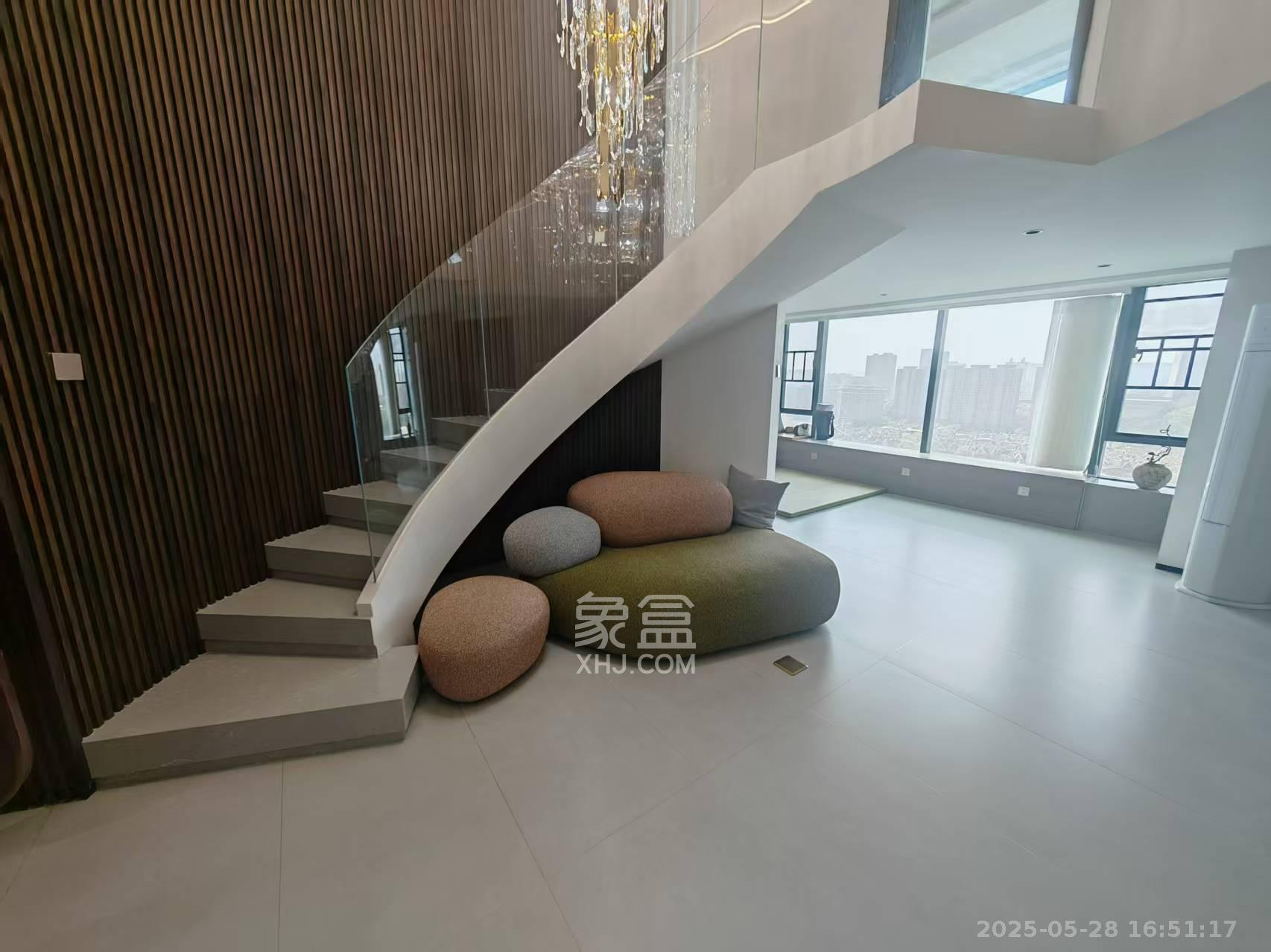 京武浪琴山三期(京武中心) 4室1厅1卫 7000.0元/月 京武浪琴山三期(京武中心) 4室1厅1卫 7000.0元/月室内图