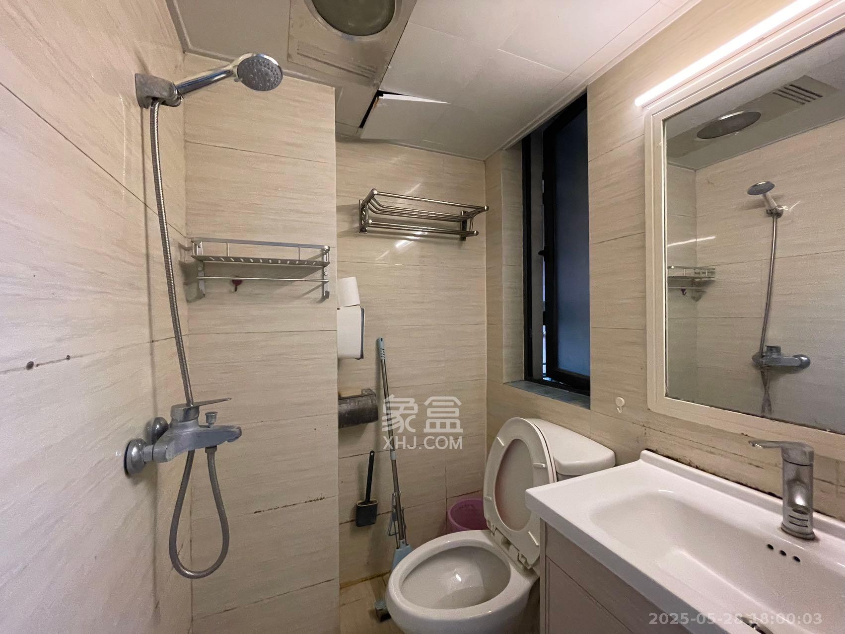 中建芙蓉工社  2室1厅1卫   1700.00元/月室内图
