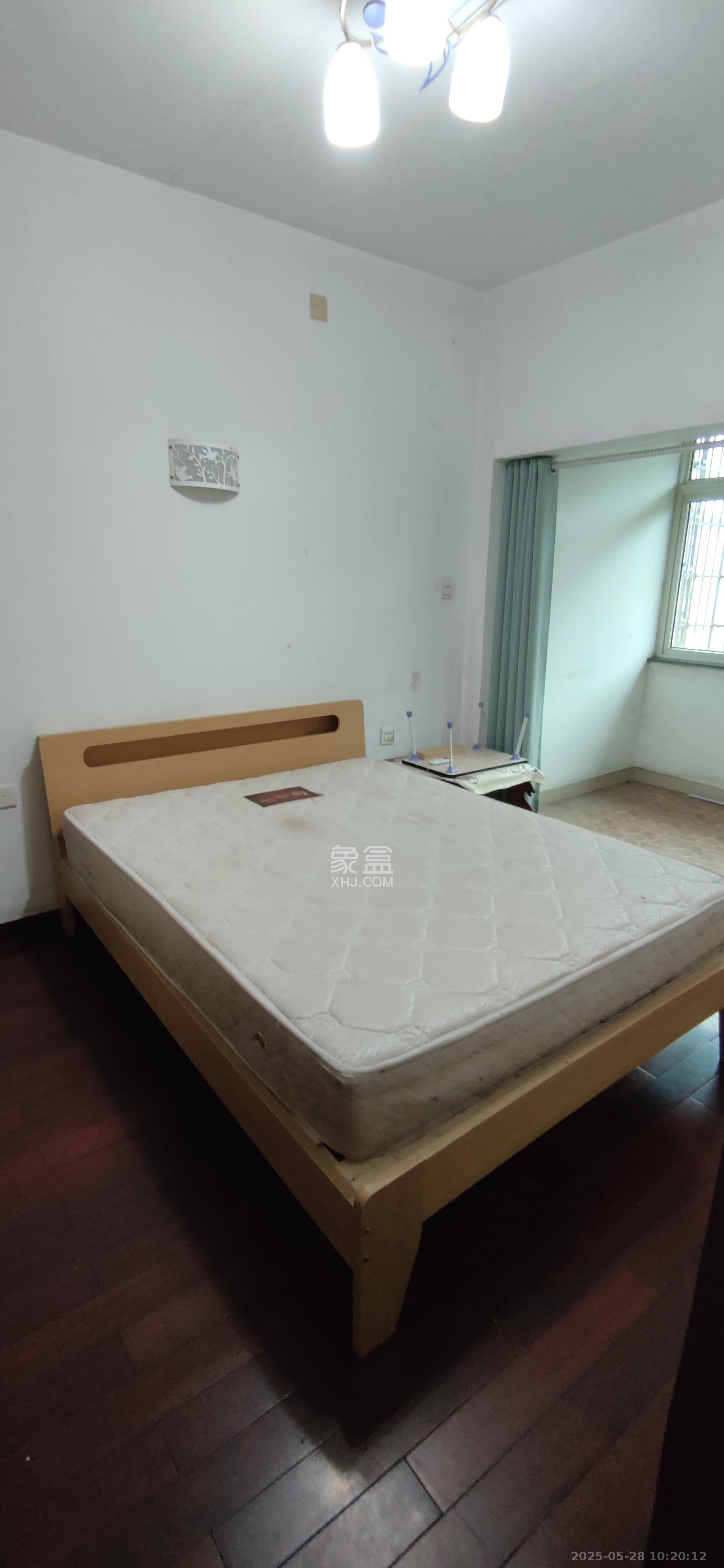 欣安小区  1室1厅1卫   450.00元/月室内图