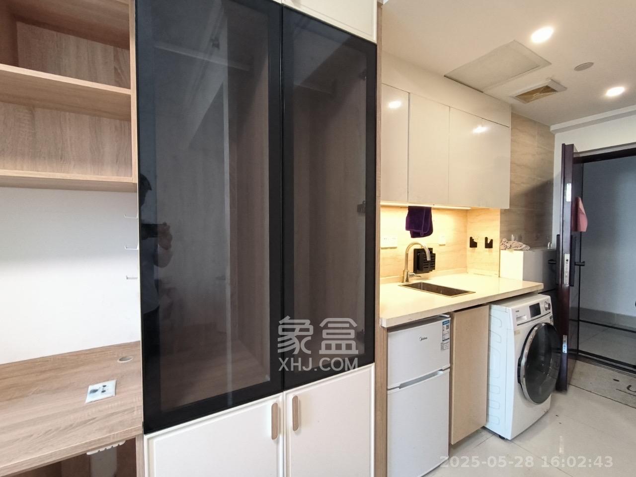 君合天玺 1室1厅1卫 1700.0元/月 君合天玺 1室1厅1卫 1700.0元/月室内图