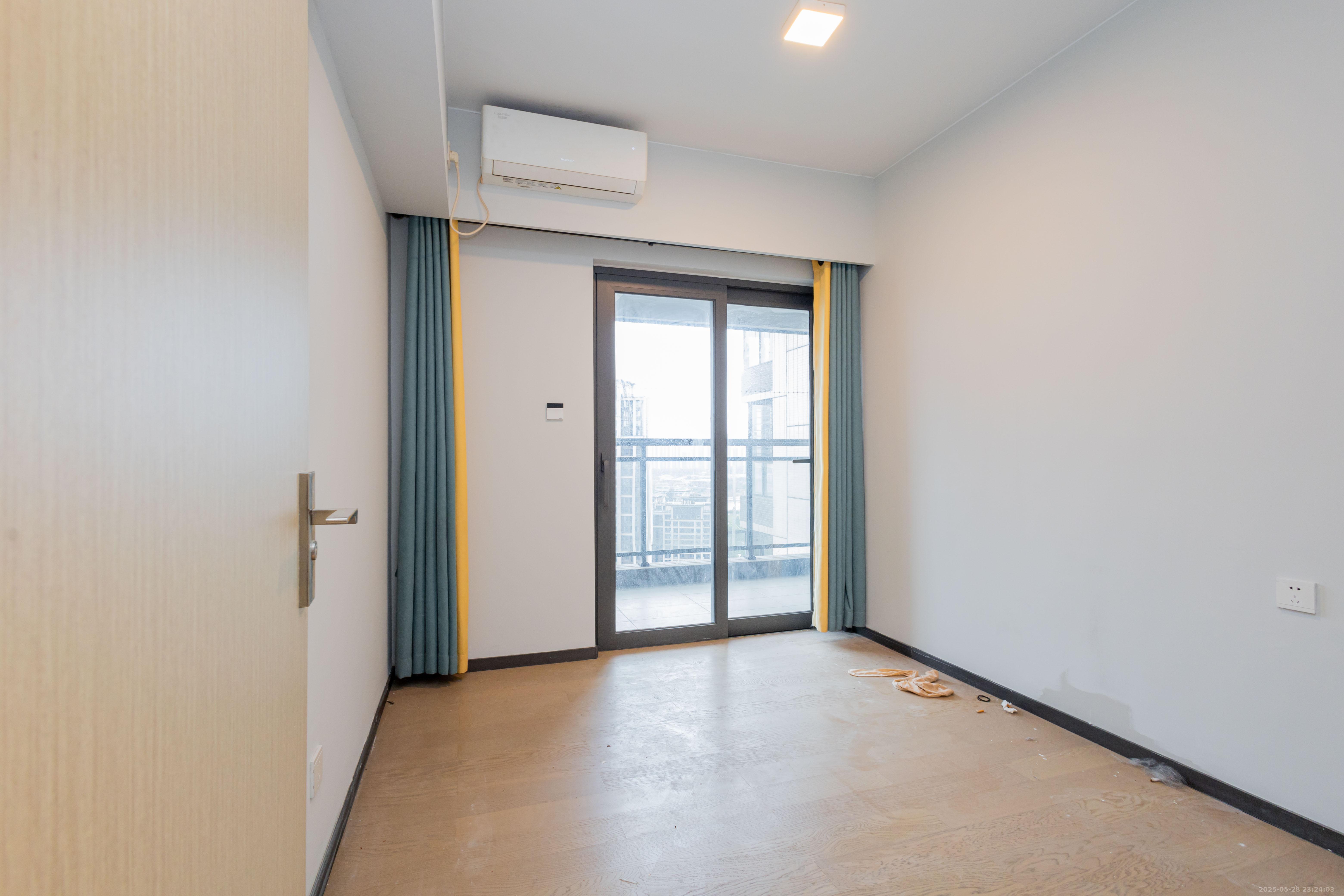 时代印记(长沙时代印记花园)  4室2厅2卫    145.0万 时代印记(长沙时代印记花园)  4室2厅2卫    145.0万卧室