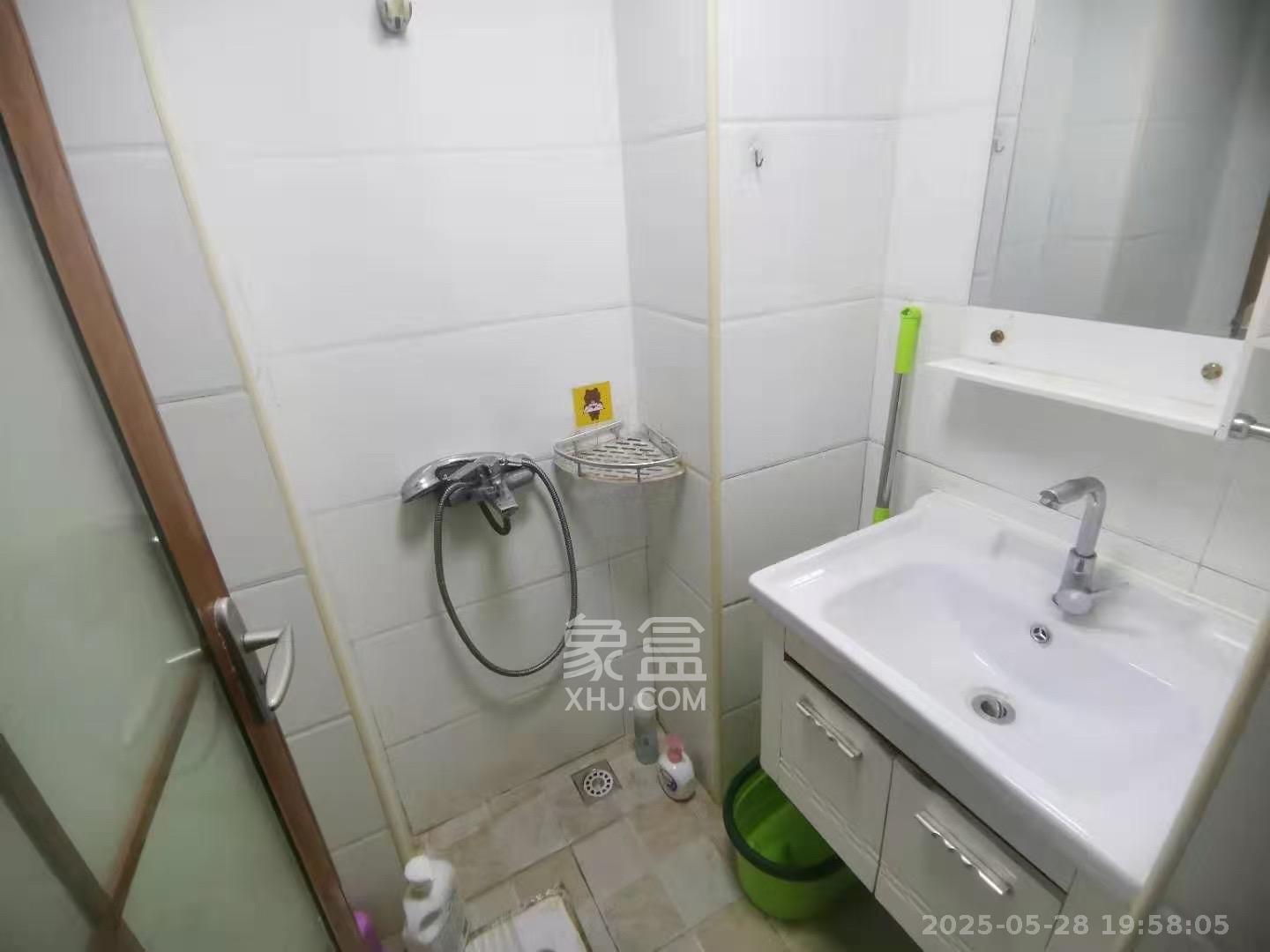 保利麓谷林语I区 1室0厅1卫 1000.0元/月 保利麓谷林语I区 1室0厅1卫 1000.0元/月室内图