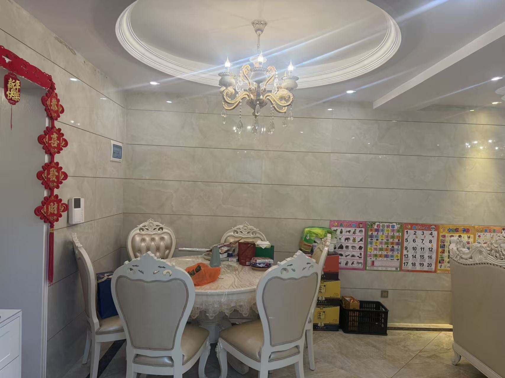 翰林苑 1室0厅0卫 80.0万 翰林苑 1室0厅0卫 80.0万客厅