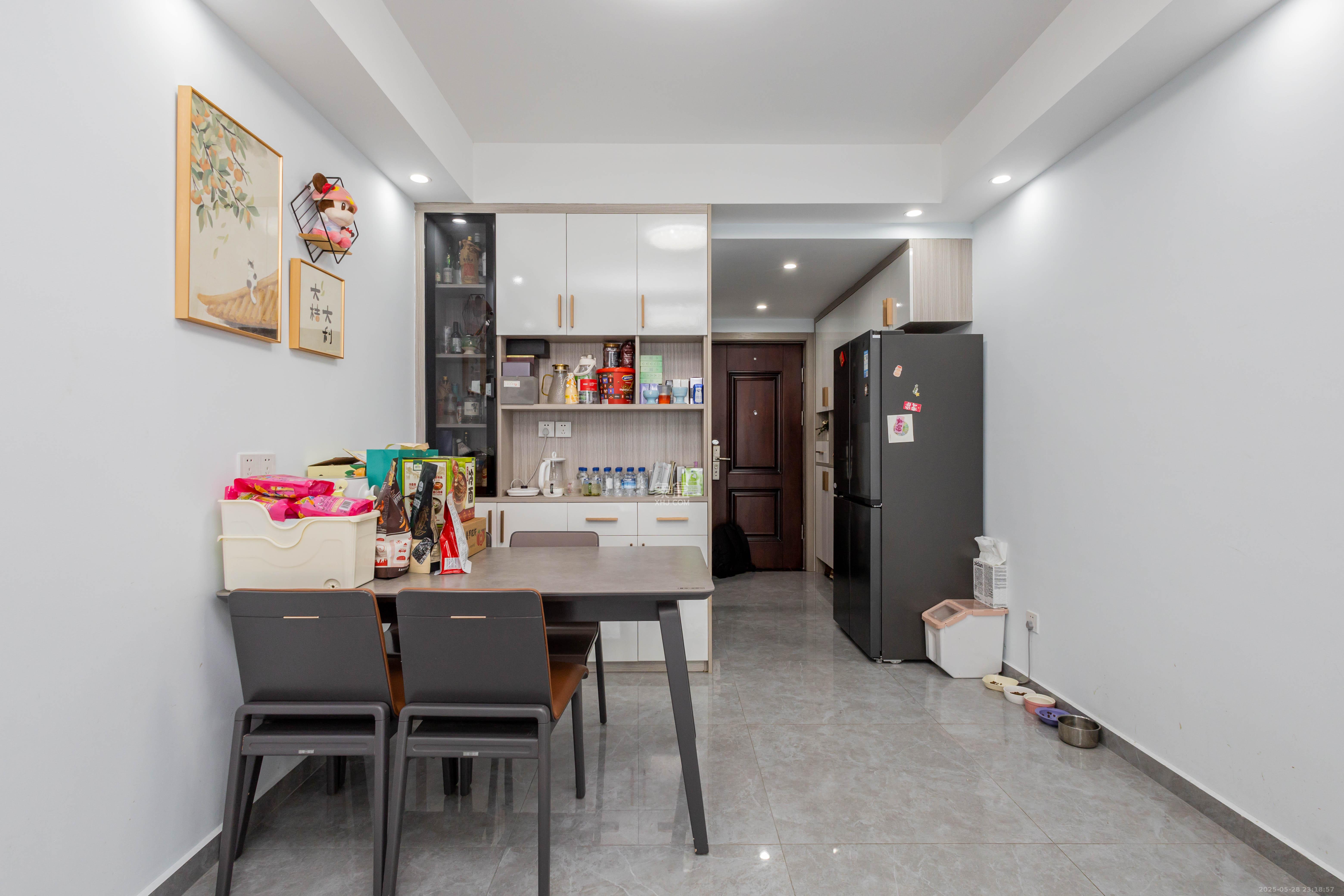 雅居乐新地  3室2厅1卫    85.0万 雅居乐新地  3室2厅1卫    85.0万客厅