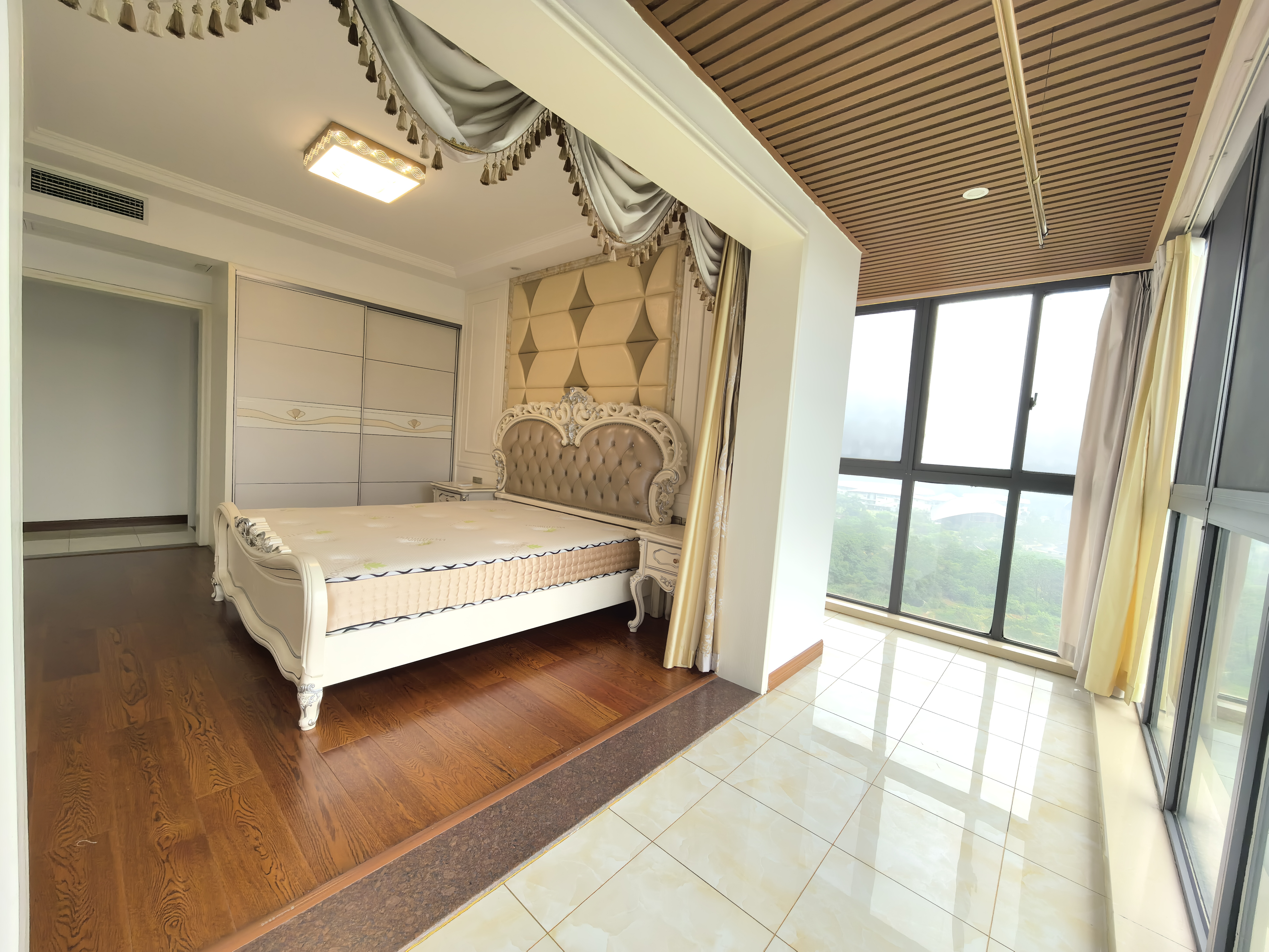 梓山湖领御 3室2厅2卫 3100.0元/月 梓山湖领御 3室2厅2卫 3100.0元/月室内图