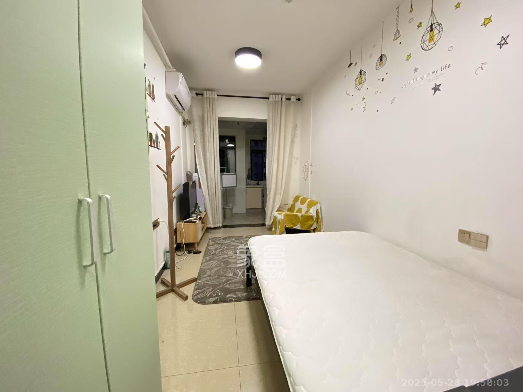 保利麓谷林语I区  1室0厅1卫   1000.00元/月室内图