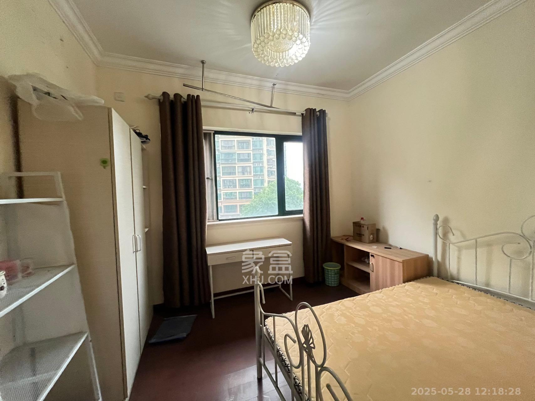 恒大雅苑 4室2厅2卫 2600.0元/月 恒大雅苑 4室2厅2卫 2600.0元/月室内图