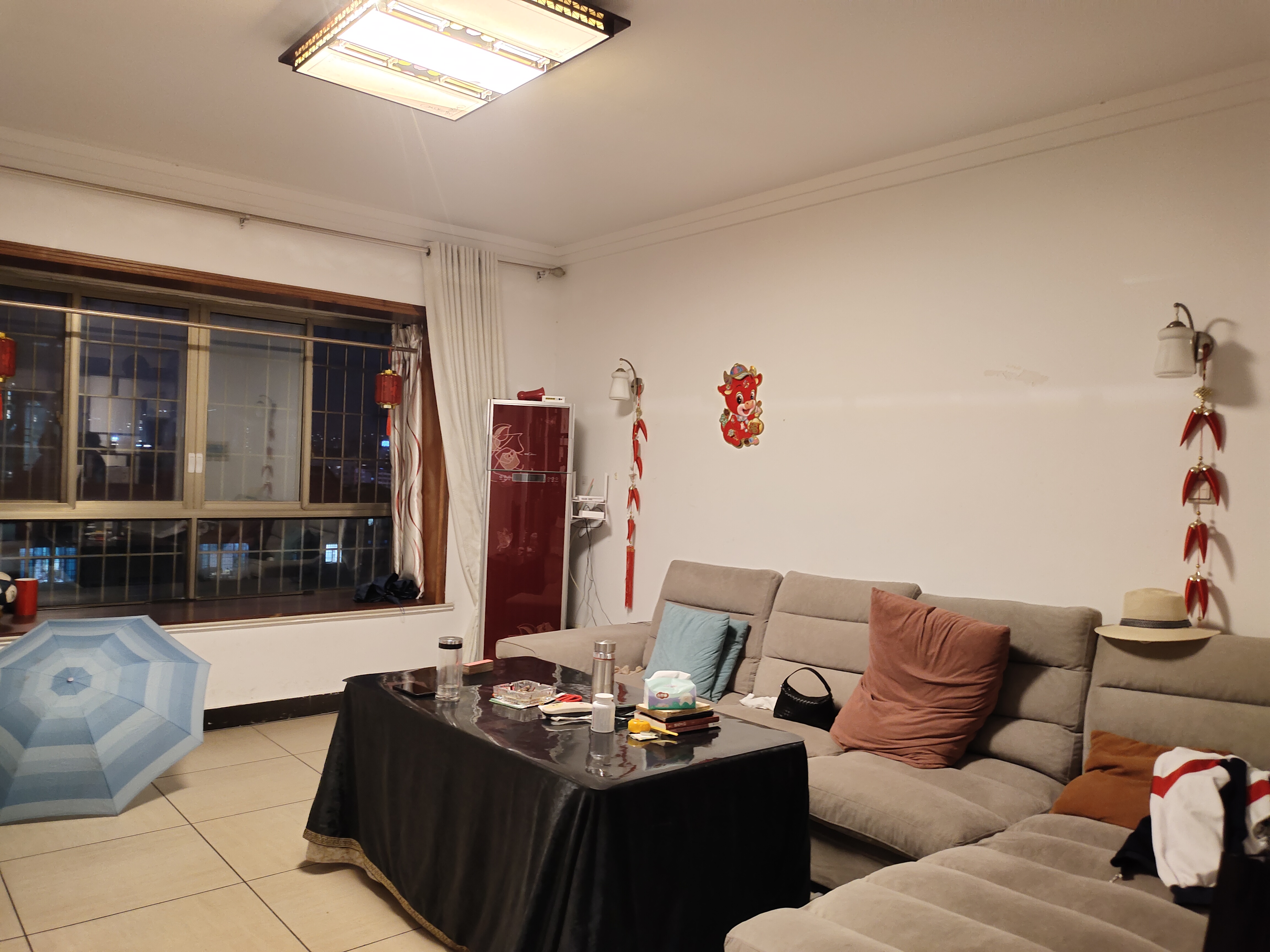 广成大厦 3室2厅1卫 89.8万 广成大厦 3室2厅1卫 89.8万客厅