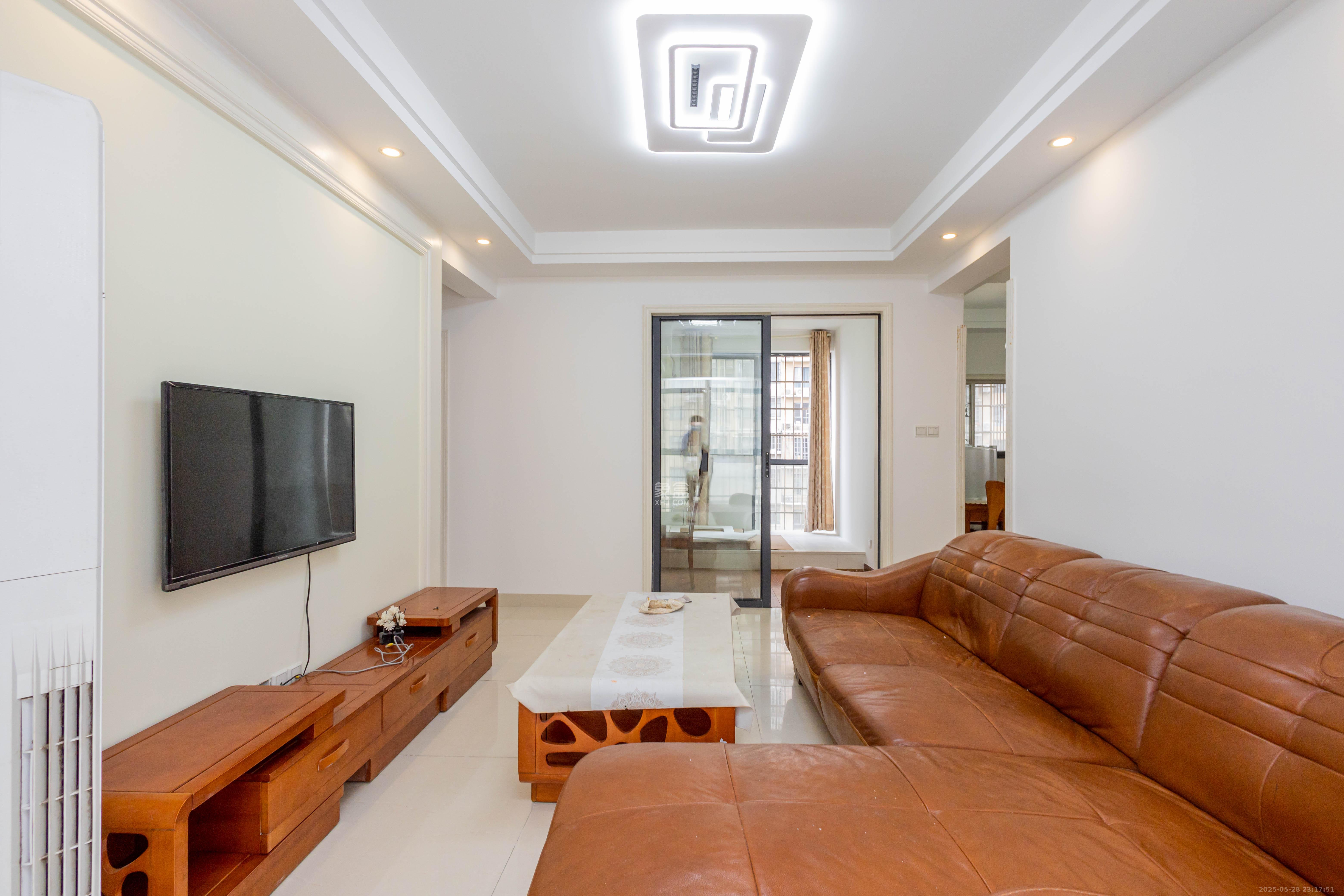 中国铁建国际城一期 3室2厅1卫 60.0万 中国铁建国际城一期 3室2厅1卫 60.0万卧室