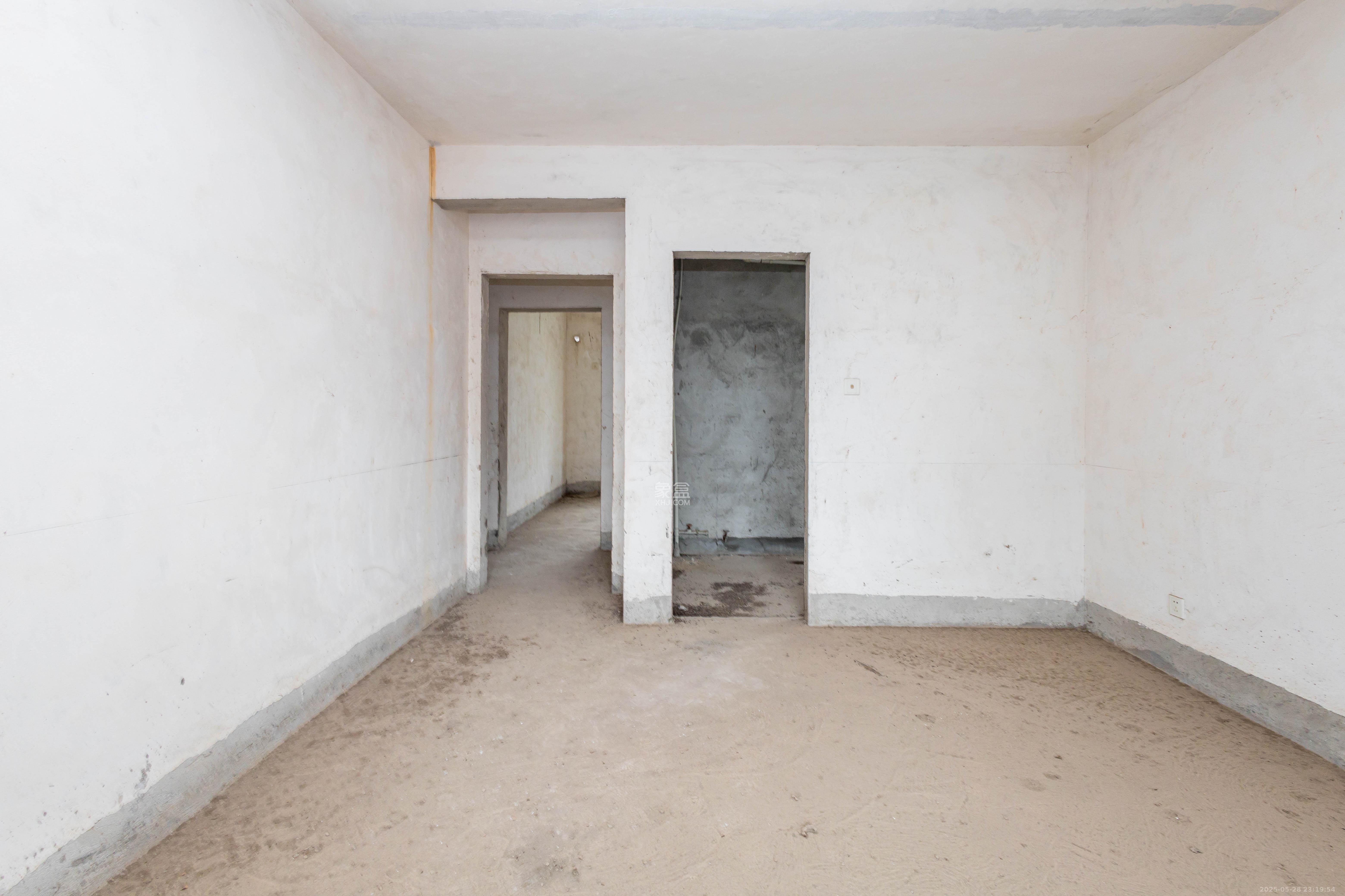 方略学府佳境  3室2厅2卫    42.0万 方略学府佳境  3室2厅2卫    42.0万卧室