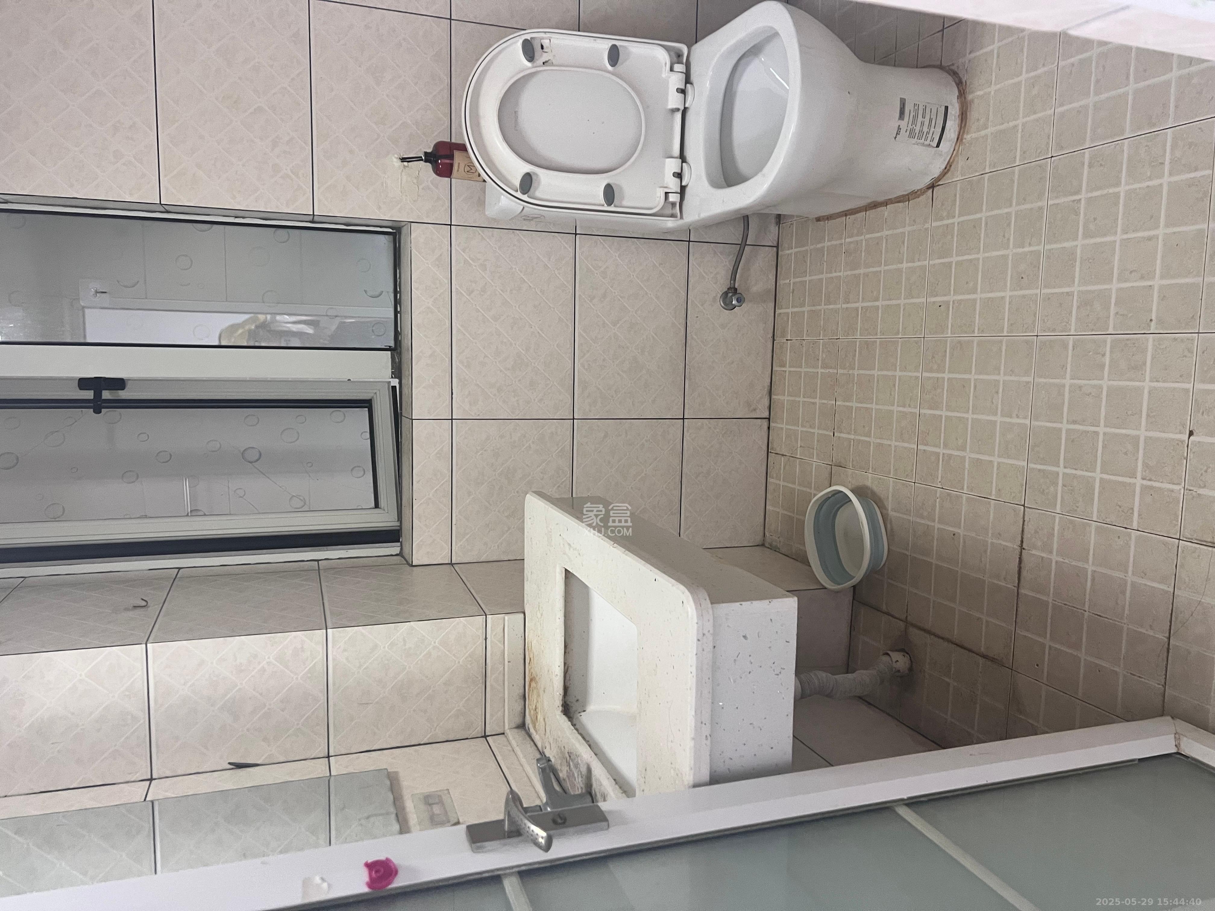 五矿万境水岸一期(万境水岸嘉苑) 3室2厅1卫 1980.0元/月 五矿万境水岸一期(万境水岸嘉苑) 3室2厅1卫 1980.0元/月室内图