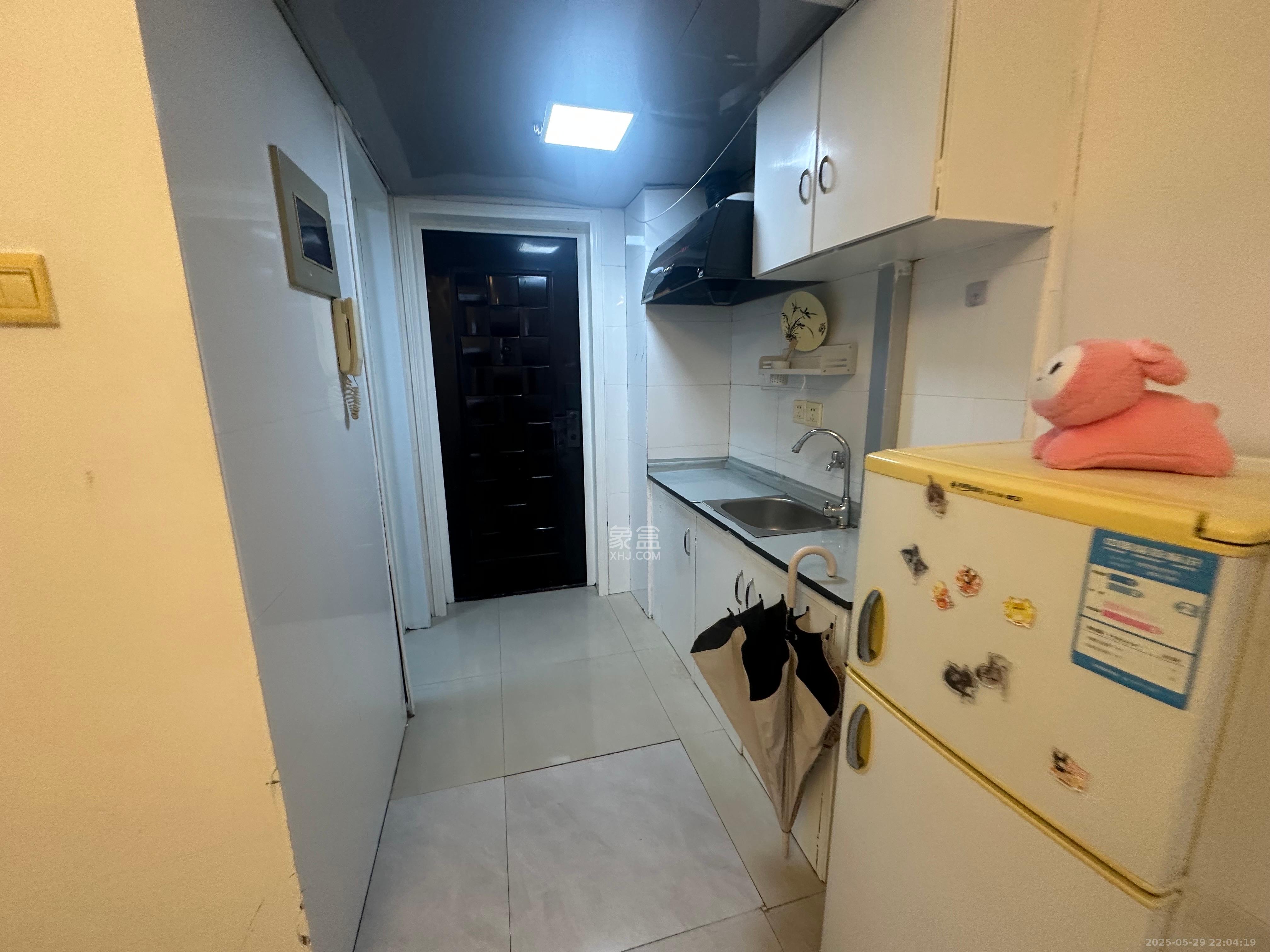 2076至高点  1室1厅1卫    1880.0元/月 2076至高点  1室1厅1卫    1880.0元/月室内图