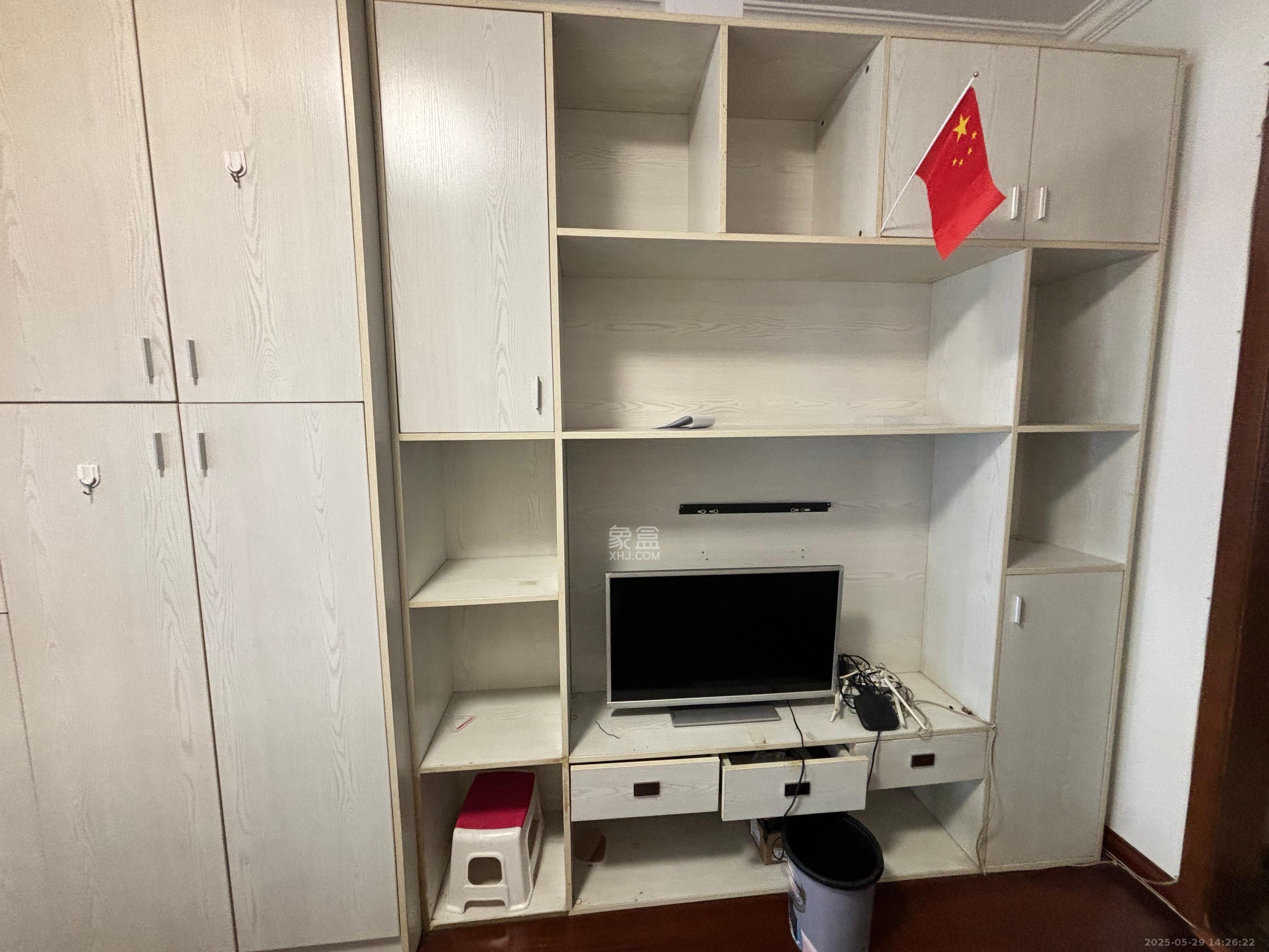 香樟兰亭(朗峰苑) 1室1厅1卫 1300.0元/月 香樟兰亭(朗峰苑) 1室1厅1卫 1300.0元/月室内图