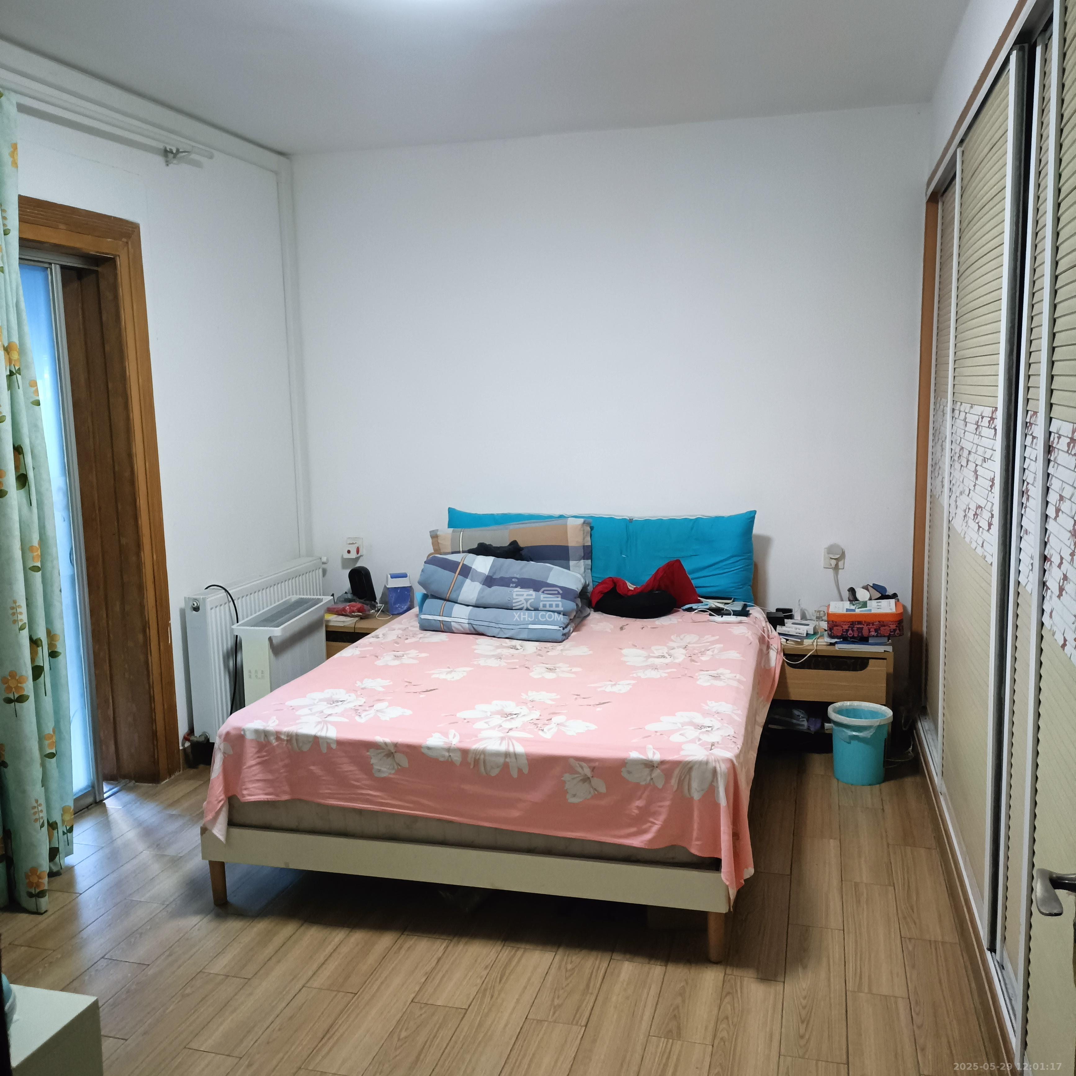 紫薇公寓 3室2厅1卫 2400.0元/月 紫薇公寓 3室2厅1卫 2400.0元/月室内图