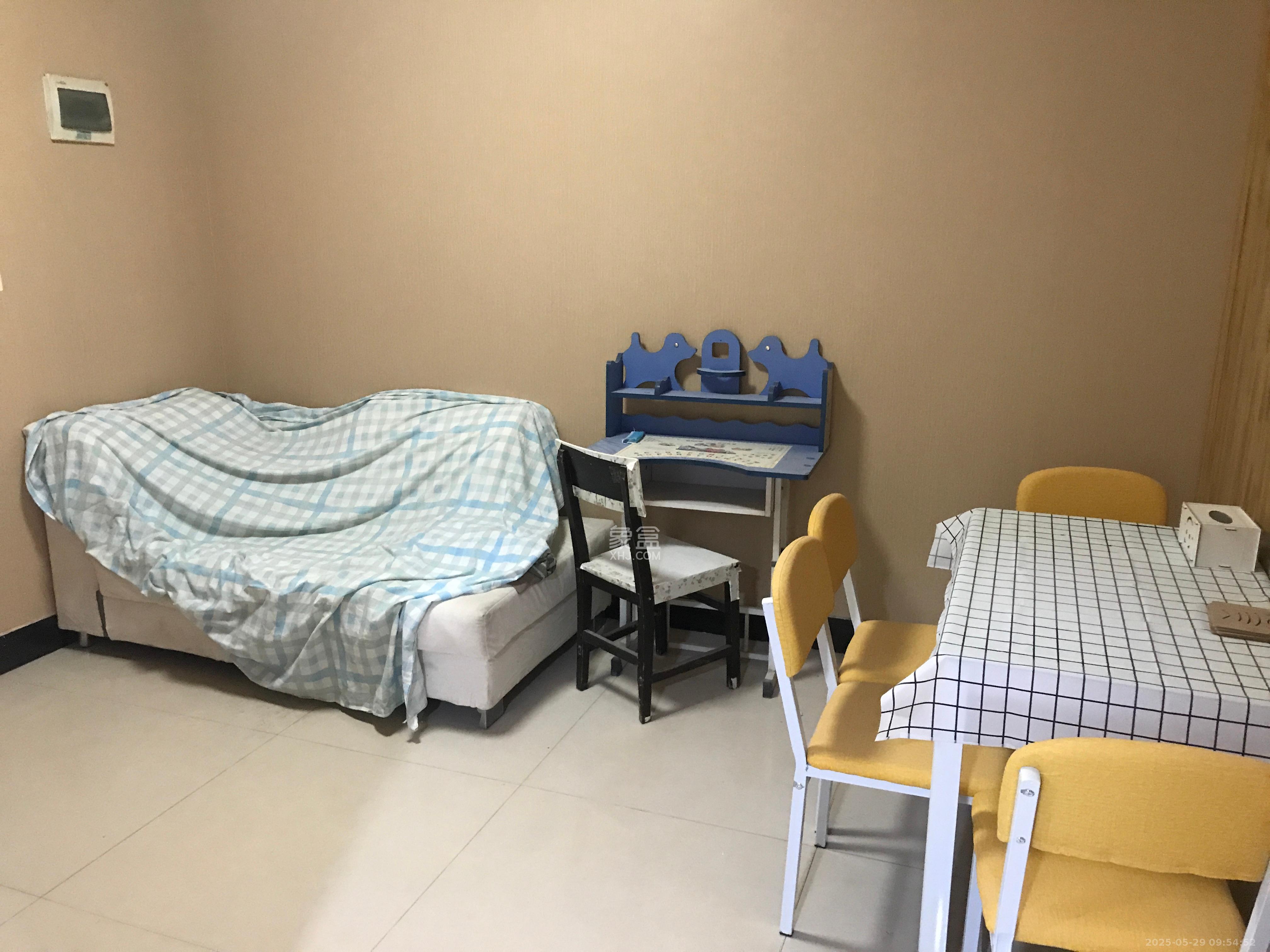 上林国际  2室1厅1卫   1600.00元/月室内图