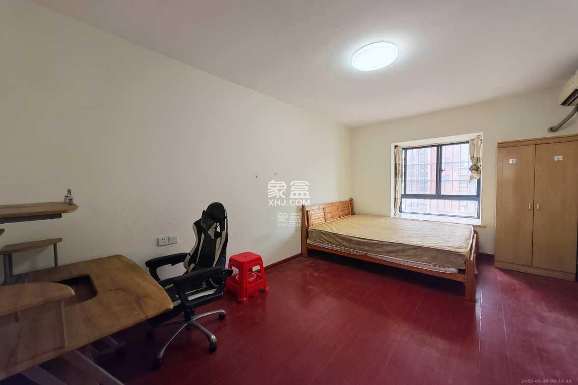 天和家园 3室2厅1卫 2200.0元/月 天和家园 3室2厅1卫 2200.0元/月室内图