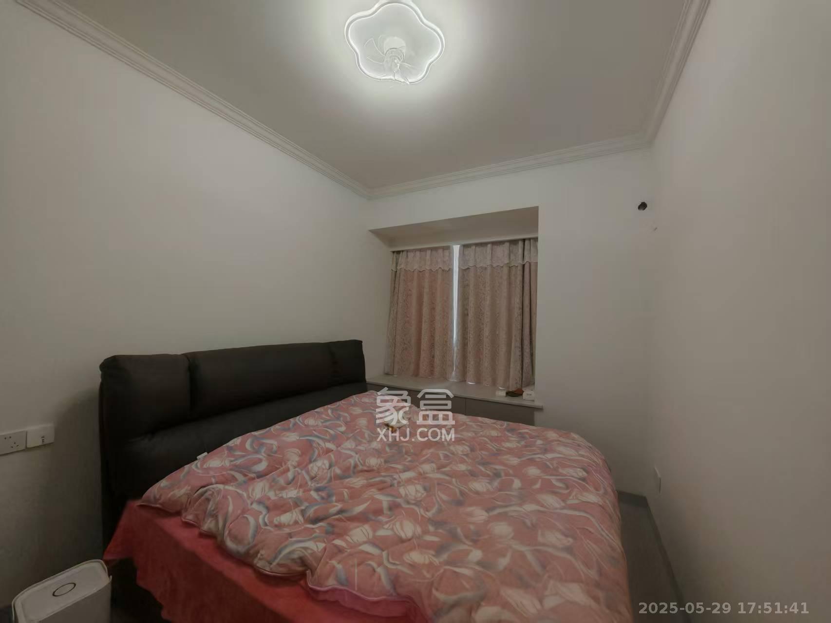 紫华郡 3室2厅2卫 2800.0元/月 紫华郡 3室2厅2卫 2800.0元/月室内图