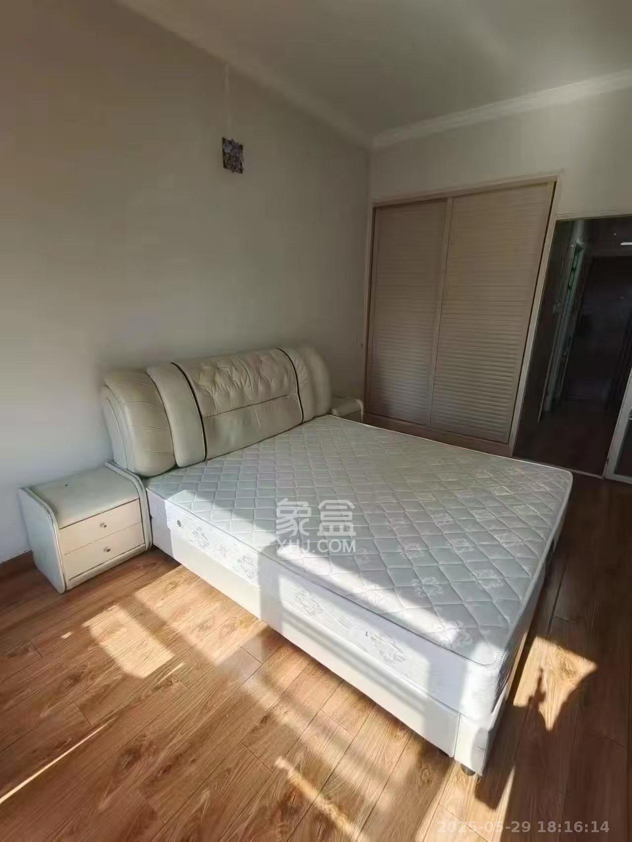 达美D6区  1室1厅1卫   1500.00元/月室内图