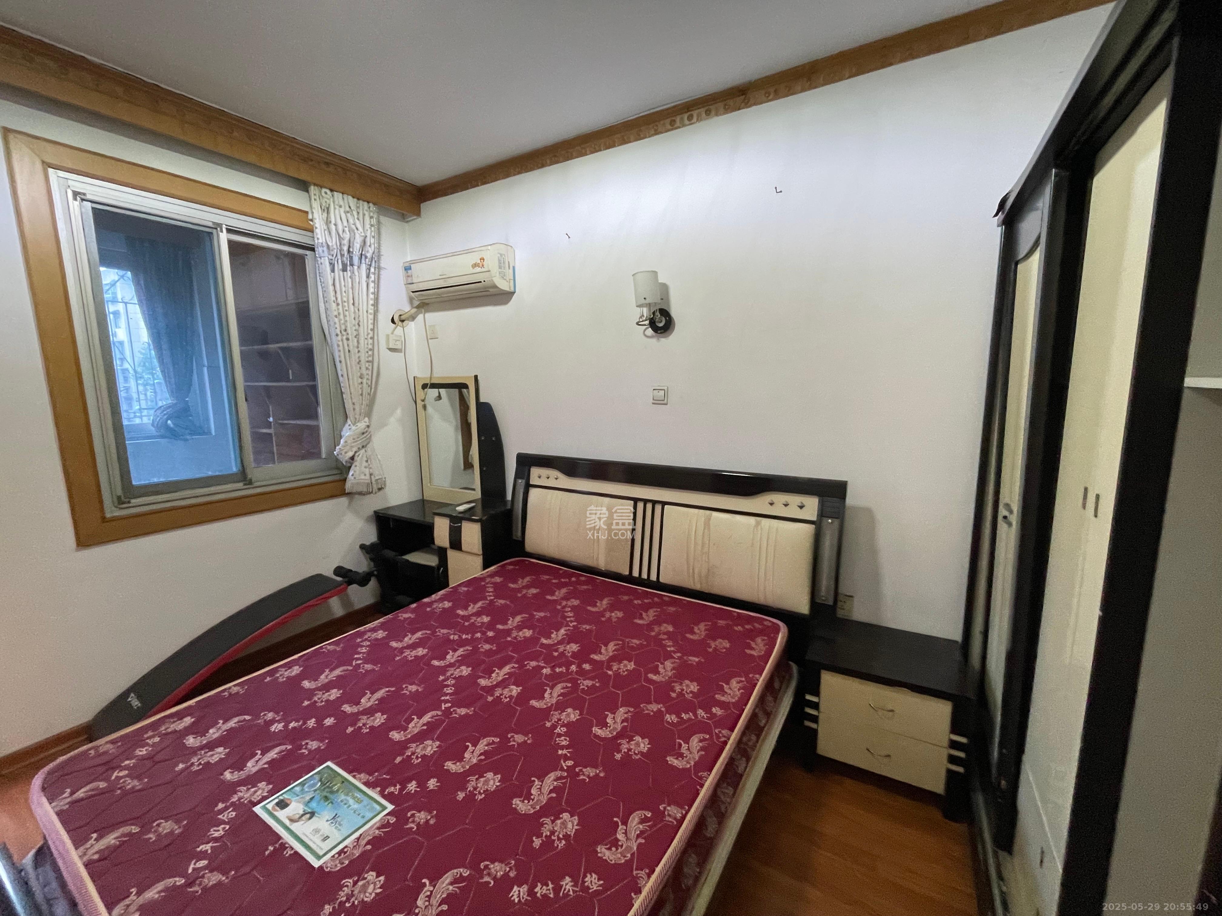 南园小区 2室2厅1卫 1700.0元/月 南园小区 2室2厅1卫 1700.0元/月室内图